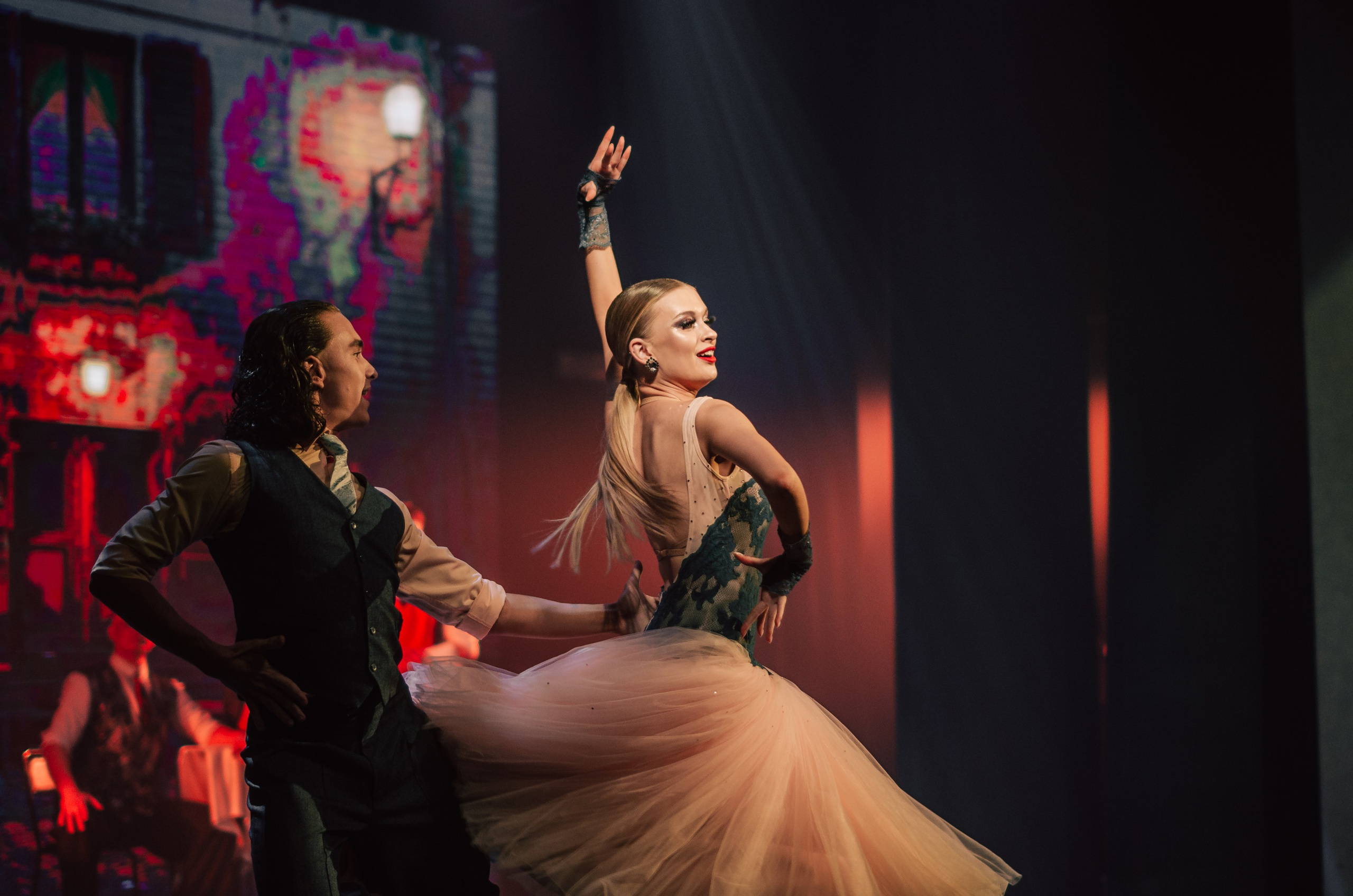 Фоторепортаж танцевального мероприятия. Денисова Аля — фотограф для парных съемок и индивидуальных историй в Барнауле