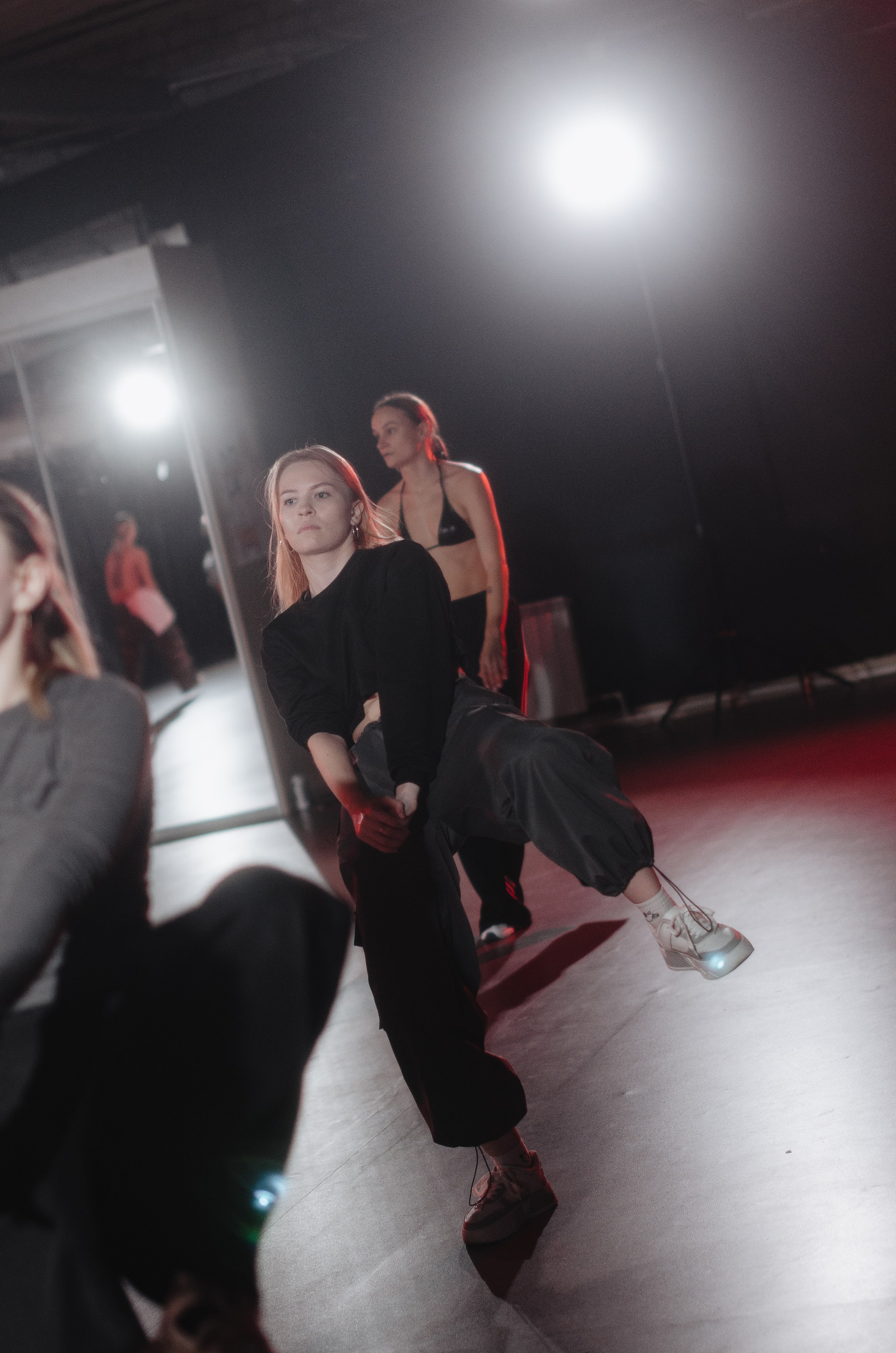 Мастер-классы по High Heels/Girly hip-hop от Оксаны ATTA. Денисова Аля — фотограф для парных съемок и индивидуальных историй в Барнауле