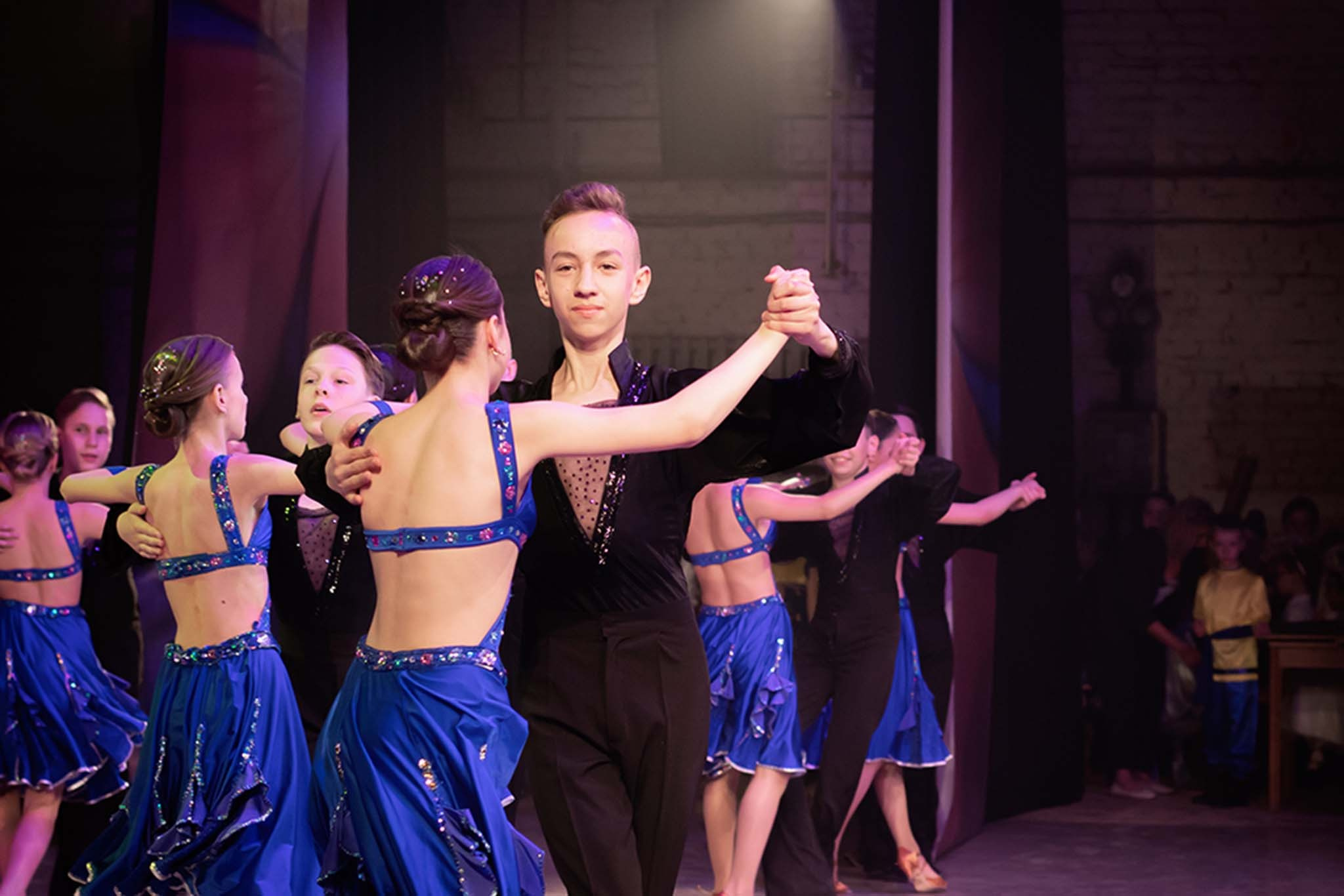 Выступление Анжелы и Руслана. Репортажный Фотограф