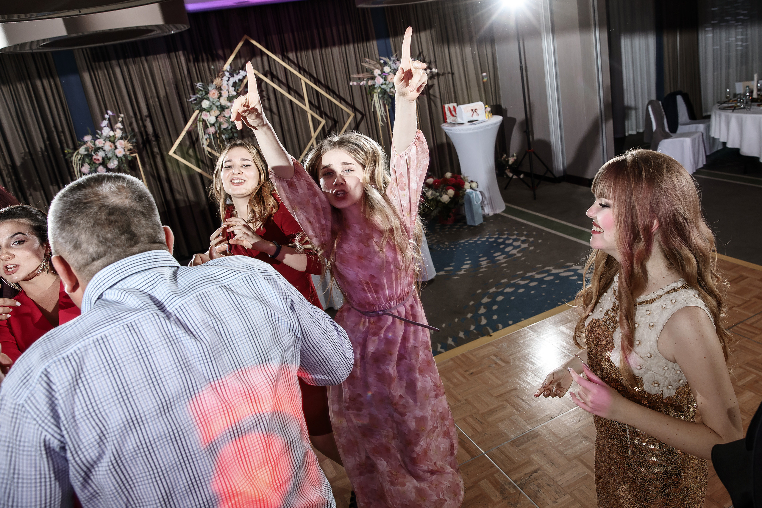 Wedding day Антон и Вера. Свадебный фотограф Колесников Антон