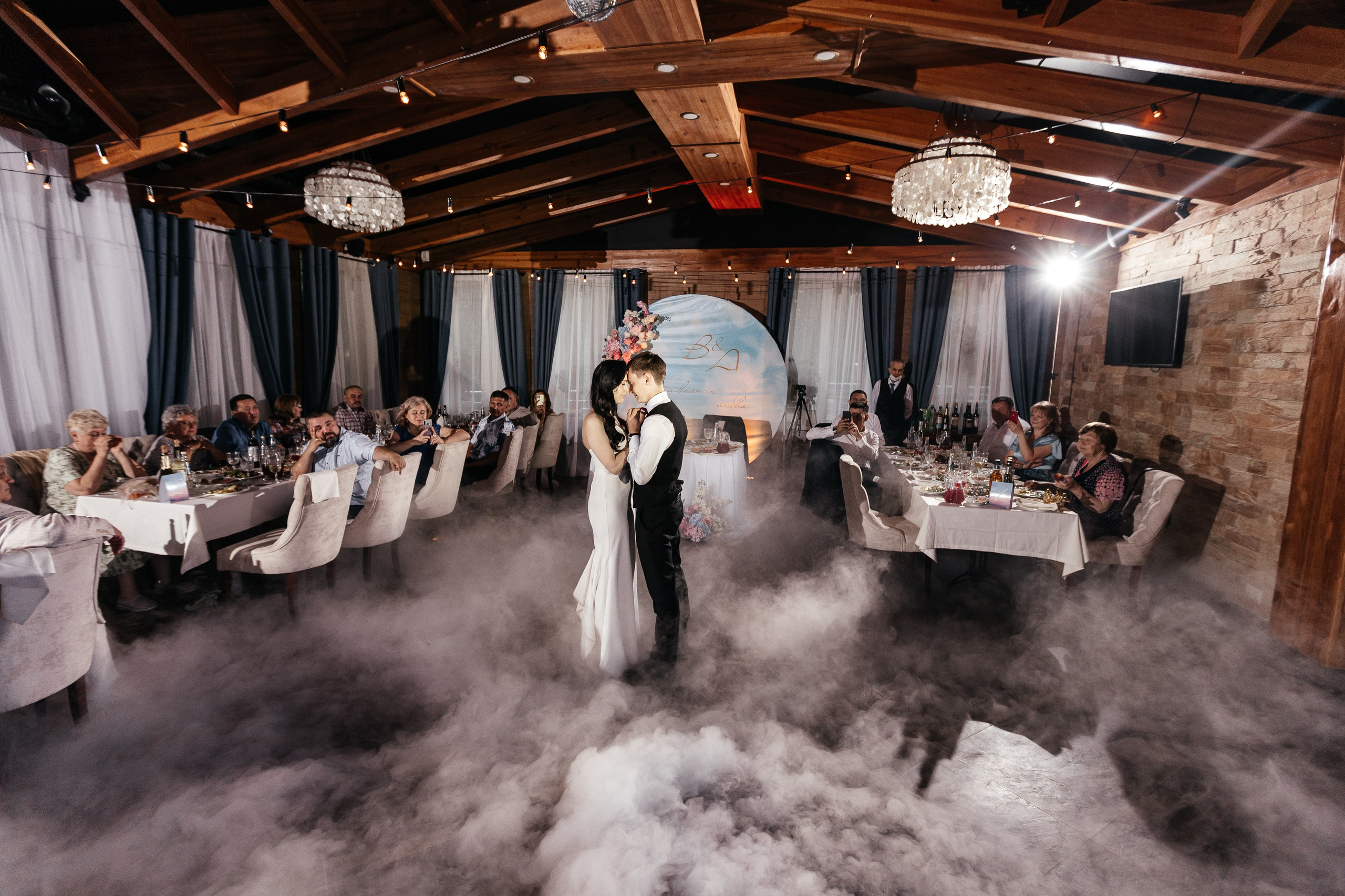 Свадебный фотограф Уфа — Руслан ГабдлисламовЖивые эмоции, красивые кадры, воспоминания на всю жизнь.Работаю по всей Республике Башкортоста. Свадебный фотограф Уфа Руслан Габдлисламов