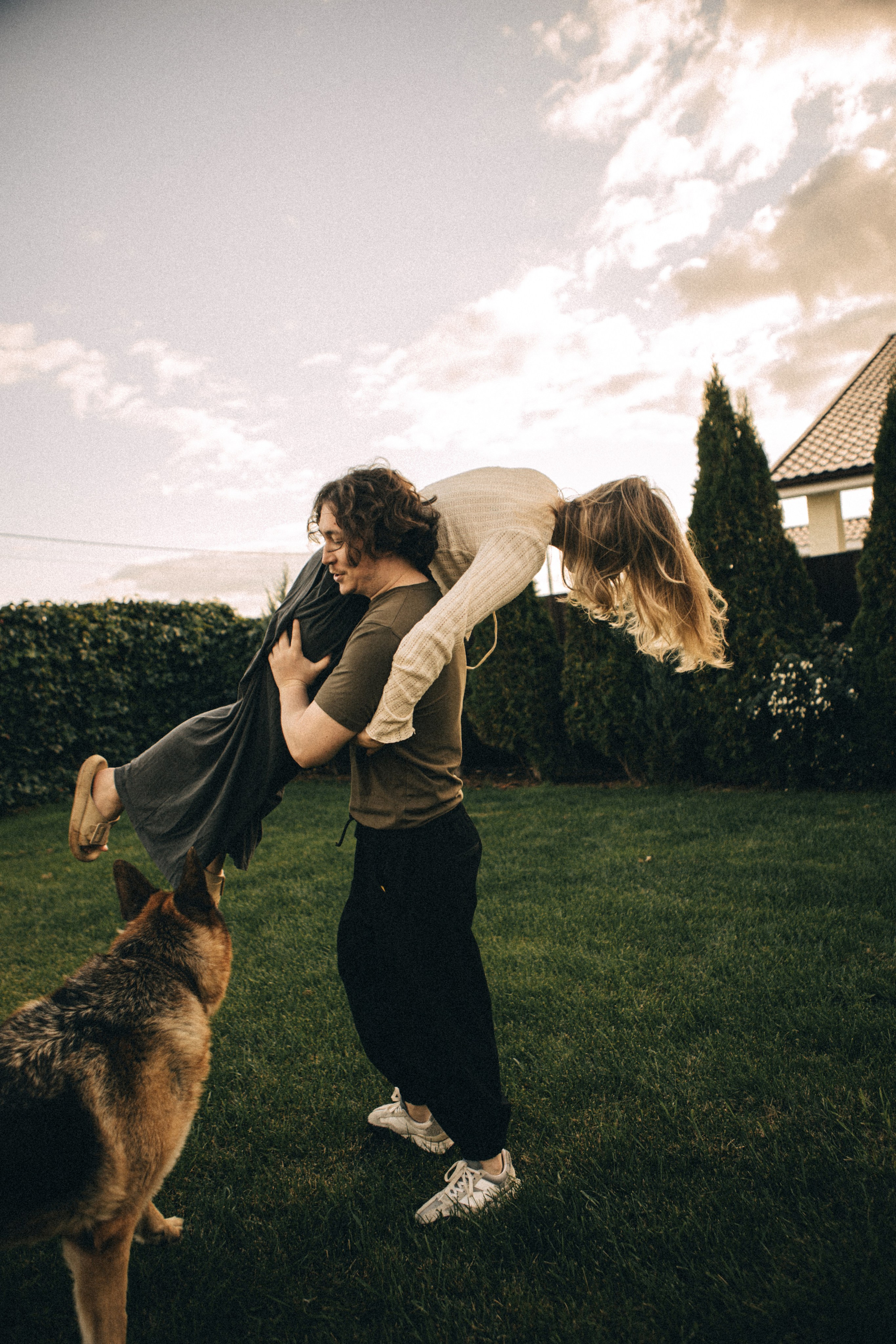 Юля и Артем. Главная