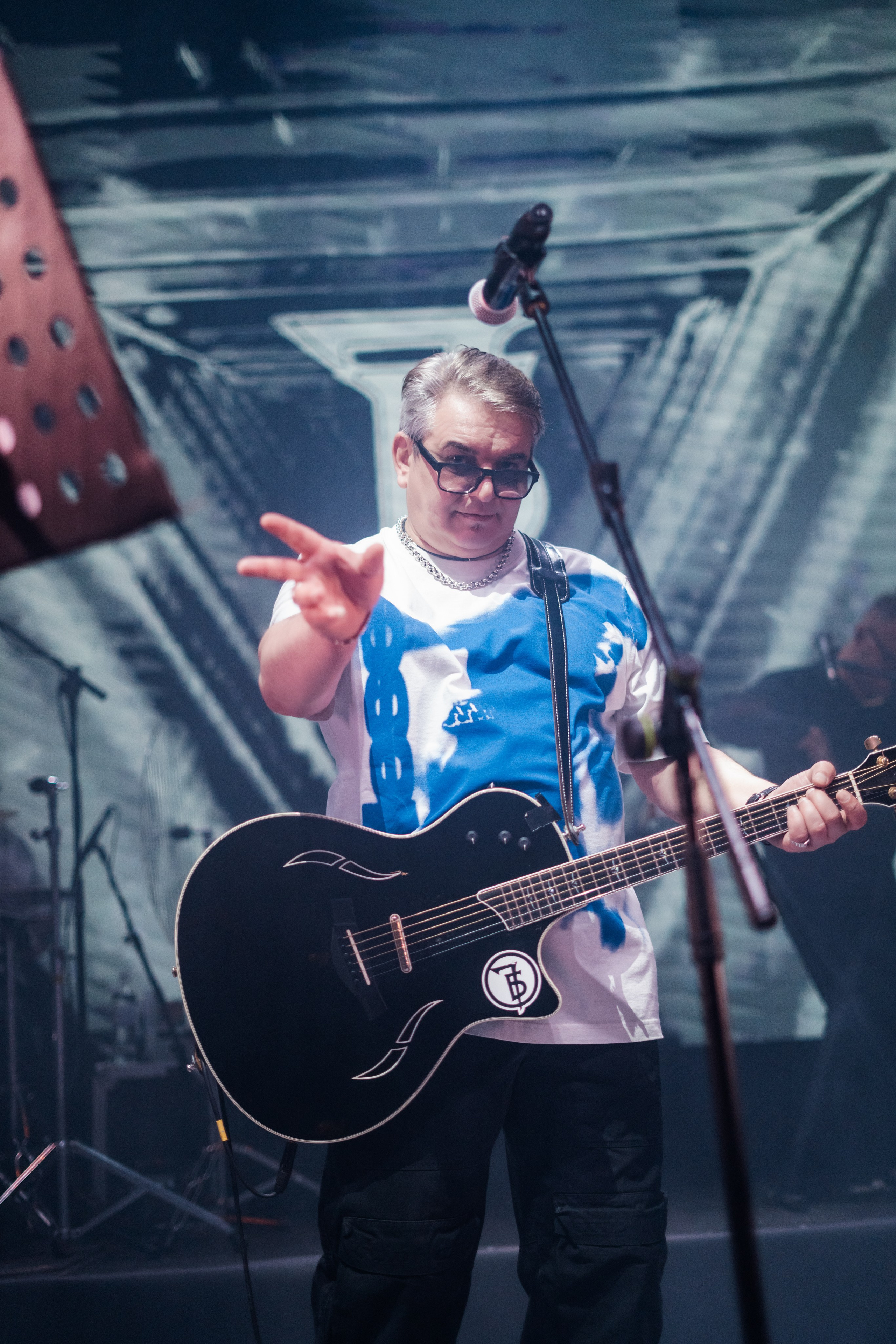 Иван Демьян и группа «7Б». Фотограф Полина Шаленкова. Серпухов