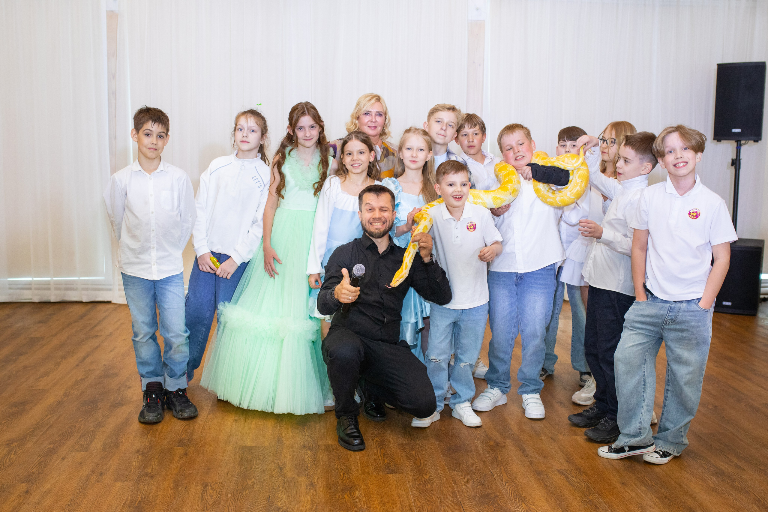 Выпуск 4 класс Сосновый бор. Фотограф в Новосибирске Ася Зверева