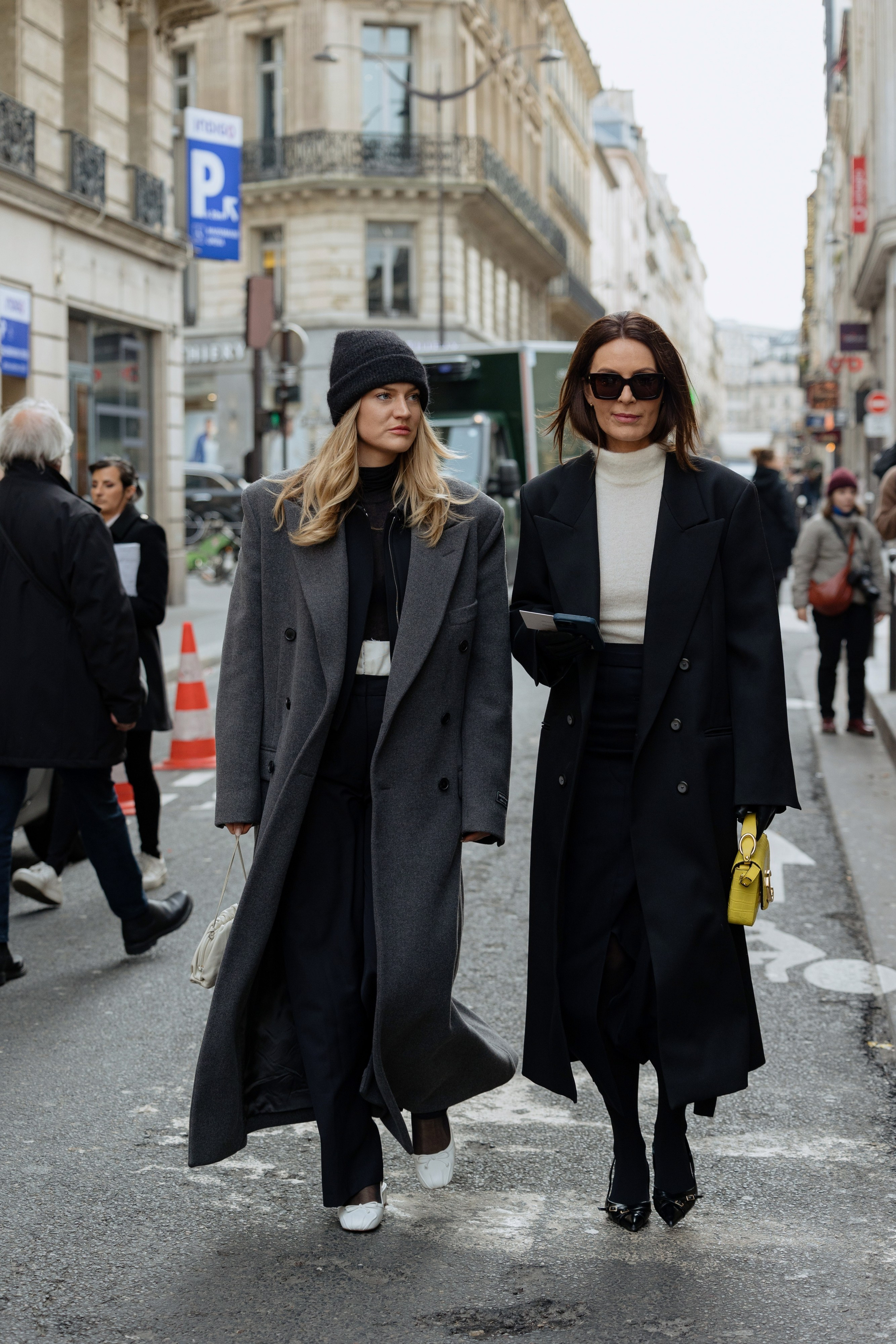 Dries Van Noten PFW WOMENSWEAR FALL-WINTER 24/25. Photographer in Milan Ivan Goncharov