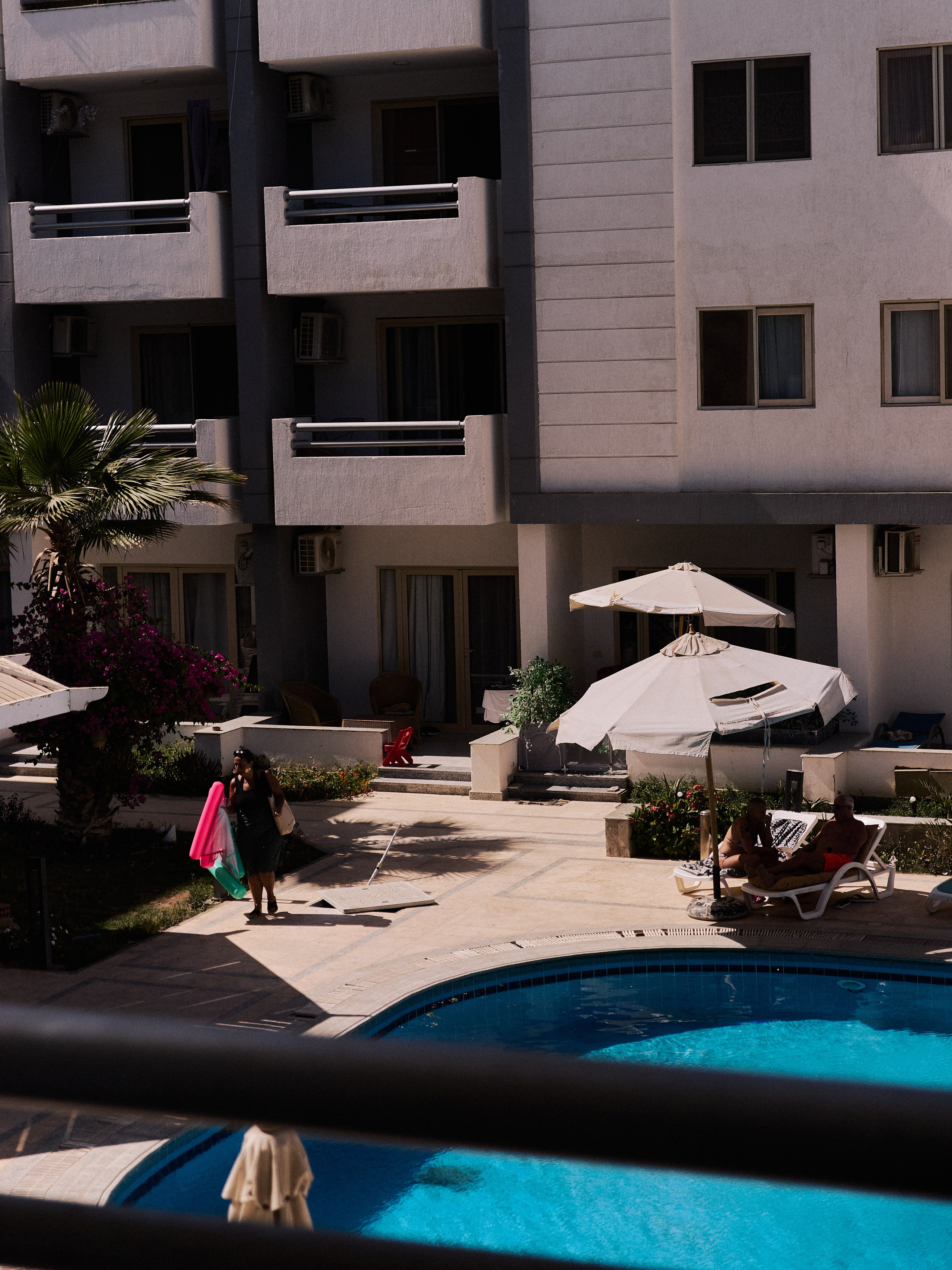 Проверяя камеру. Jorgis — фотограф в Хургаде / обучение фотографии