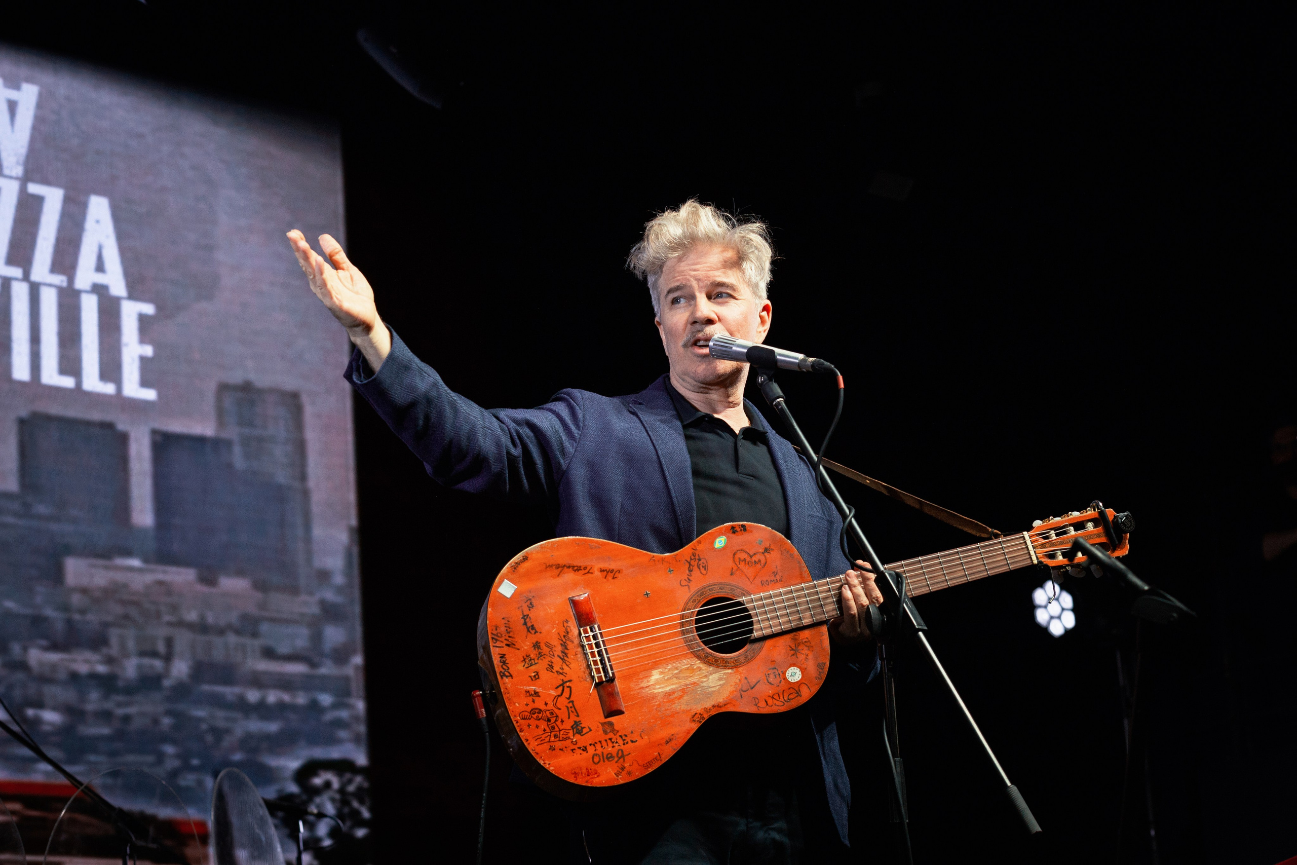 концертный фотограф в Санкт-Петербурге, фоторепортаж с концерта группы Brazzaville в клубе Аврора (Aurora Concert Hall) март 2026