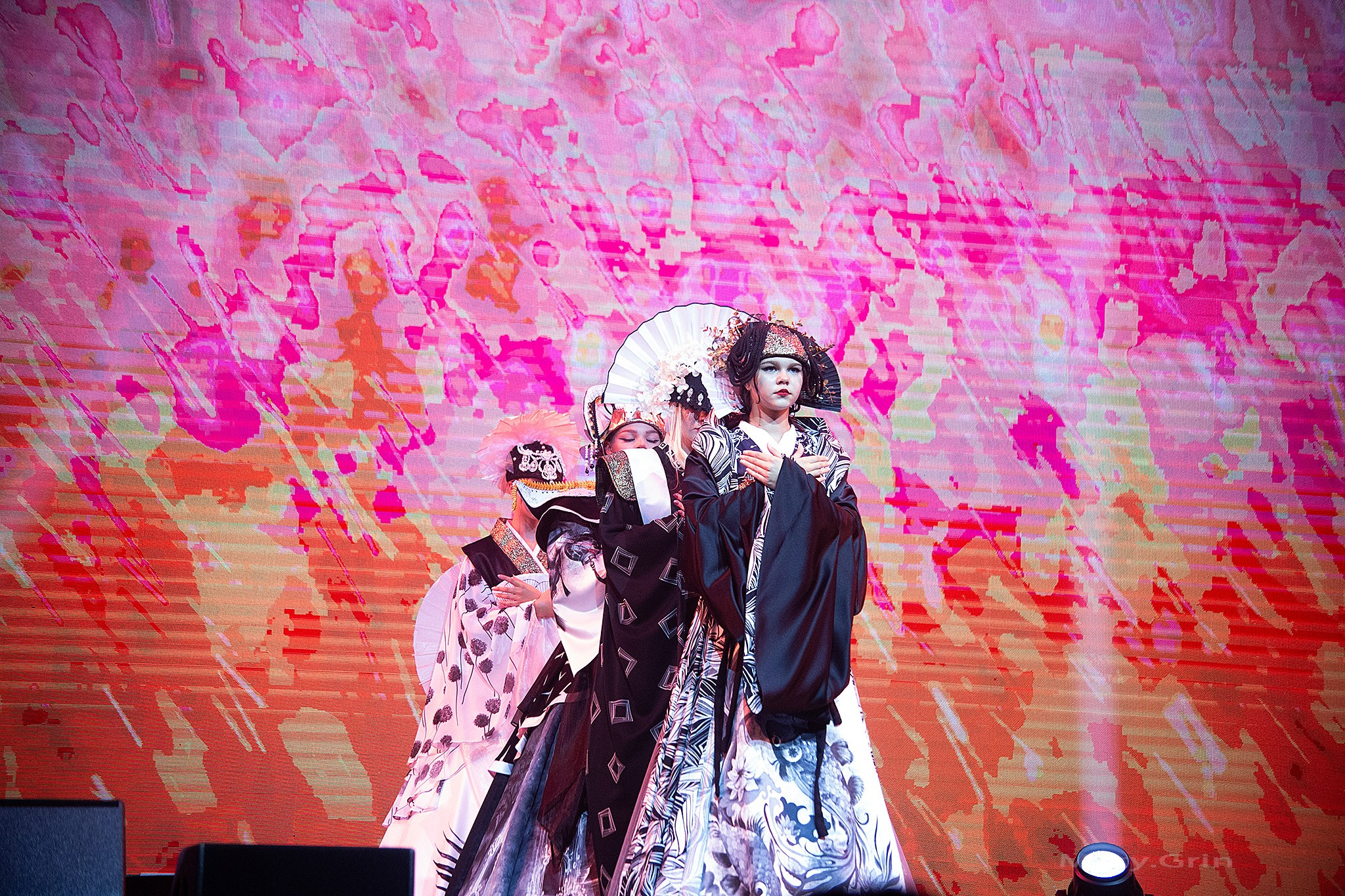 Подиумный спектакль «стиль Надежды» 2025. Детский и семейный фотограф, фотограф мероприятий Нижний Новгород