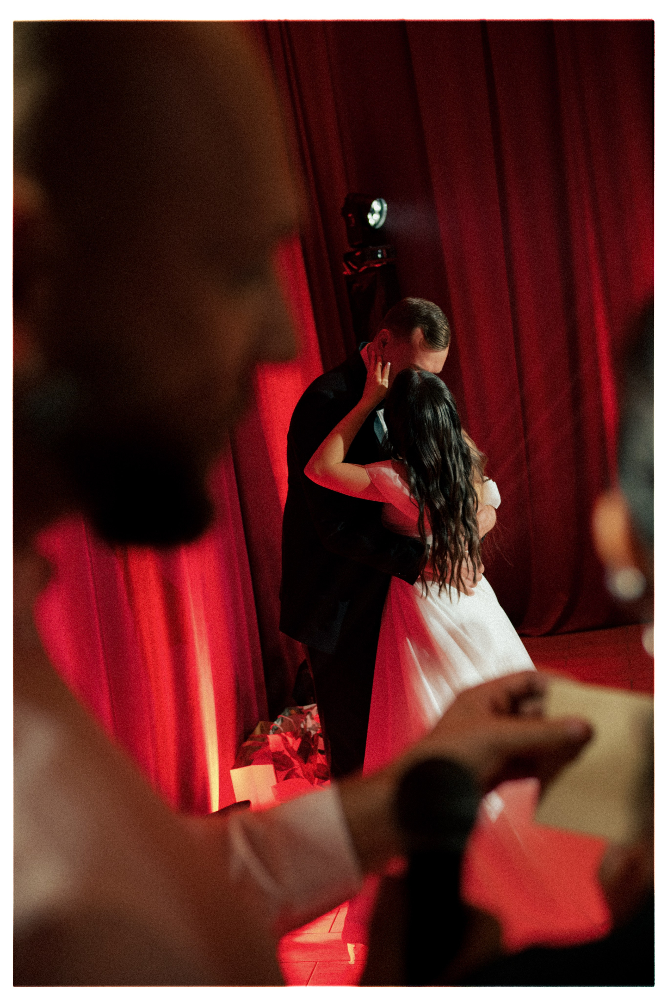 ЛЮБОВЬ КРАСНА. Свадебный и семейный фотограф Никита Корохов