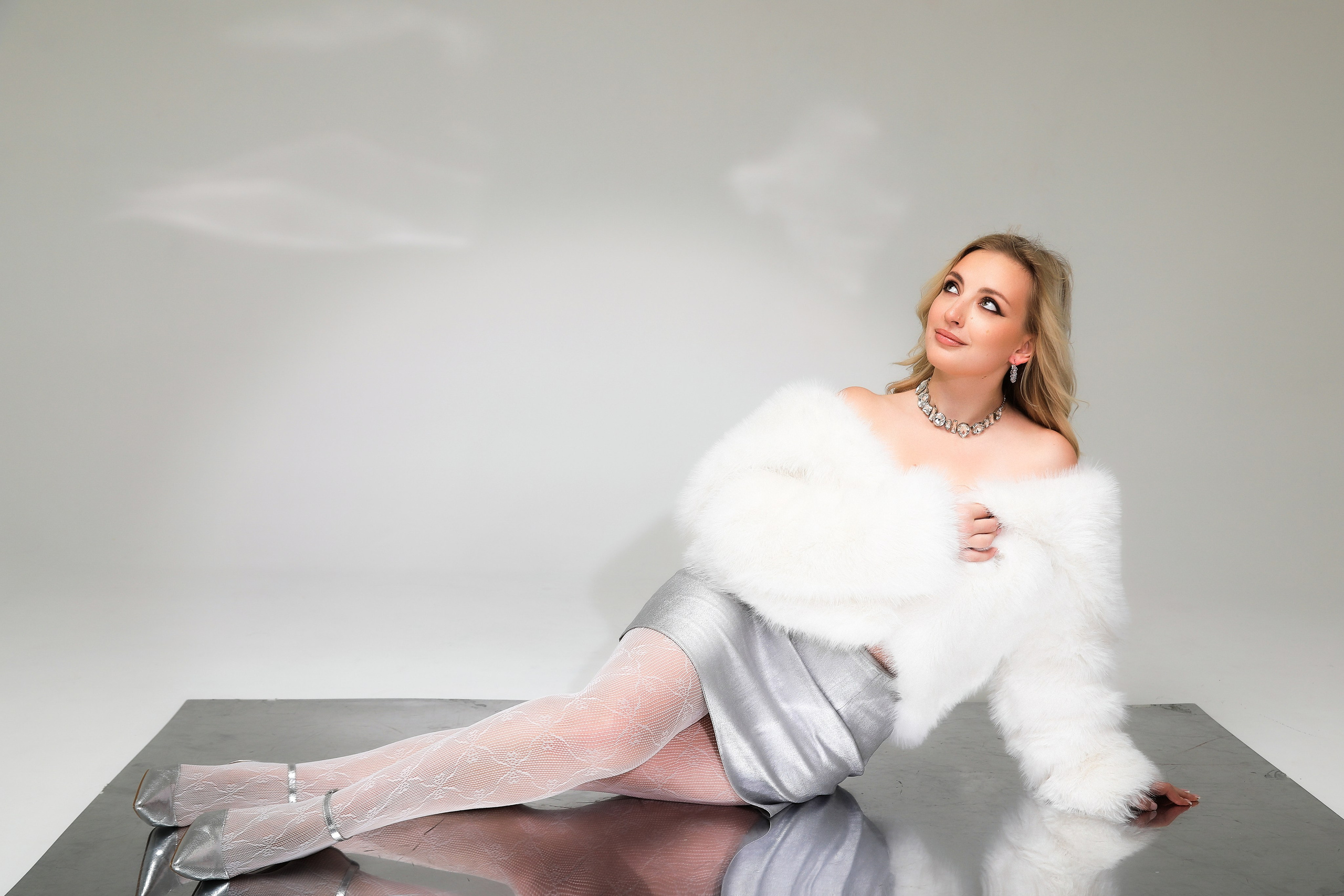 Фотодень на циклораме. Индивидуальный фотограф в Москве Старченкова Ольга