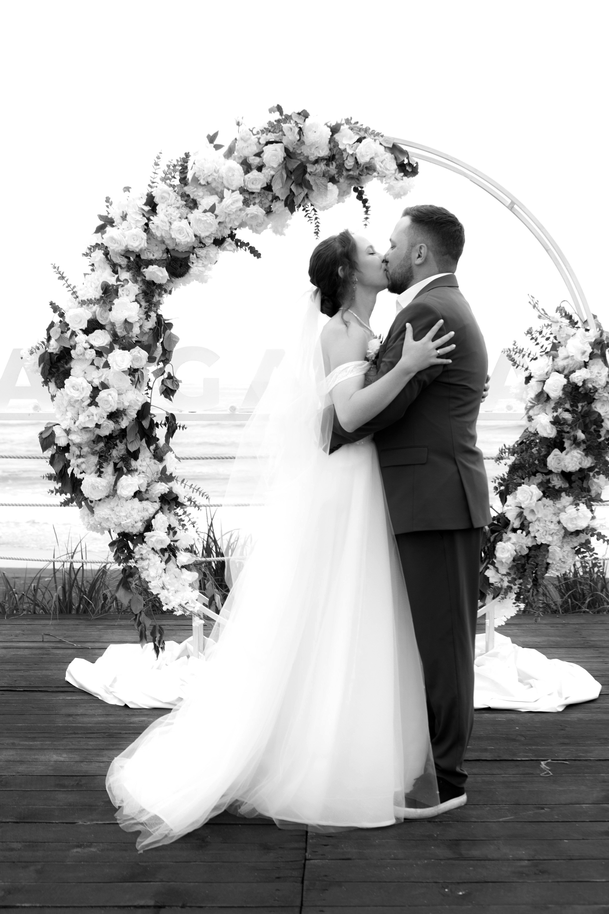 Свадебный Фотограф на Камчатке — Нежные и Эмоциональные Съемки | Екатерина