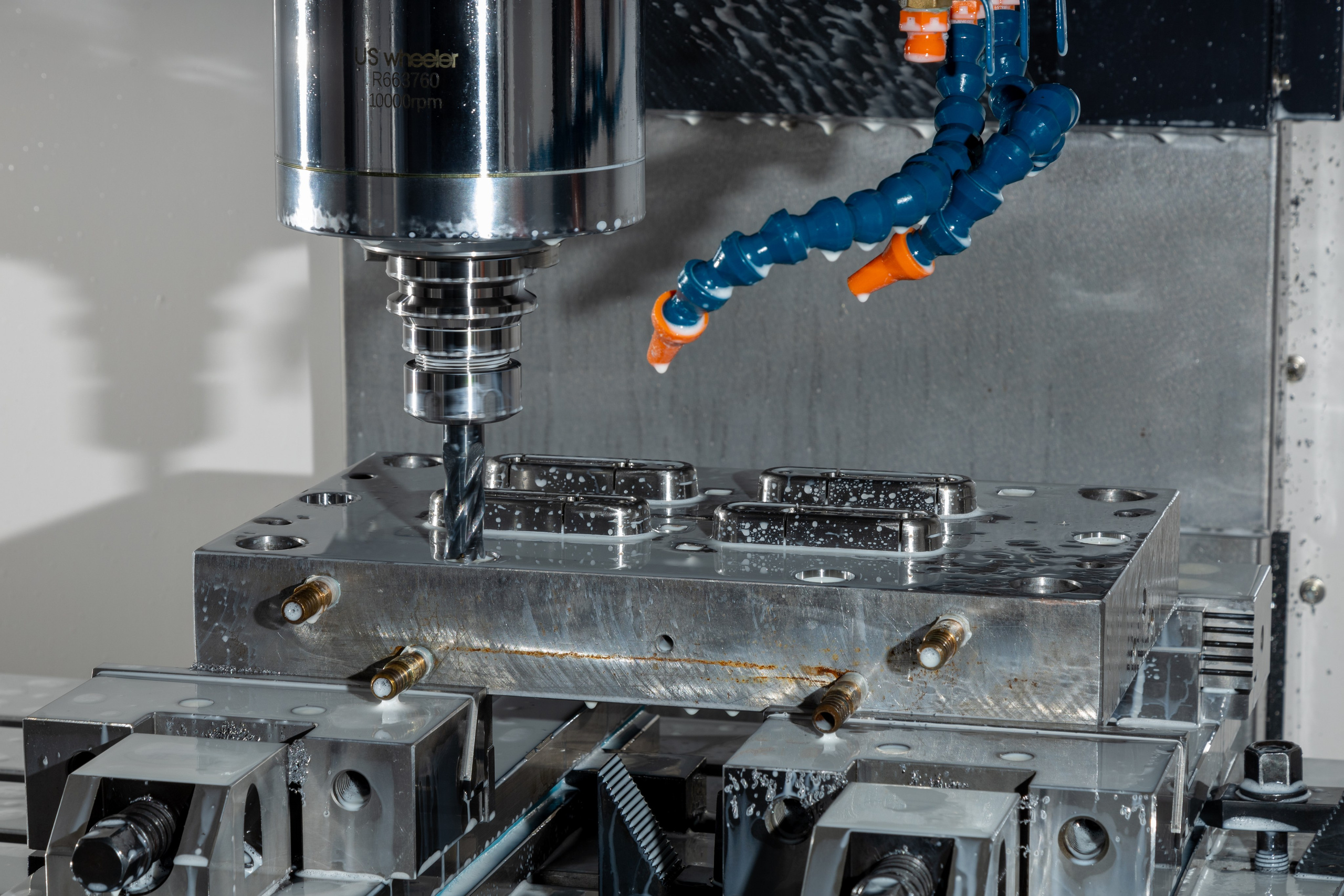 Съемка на заводе по производству прессформ. Сергей Шестов фотограф из Нижнего Новгорода