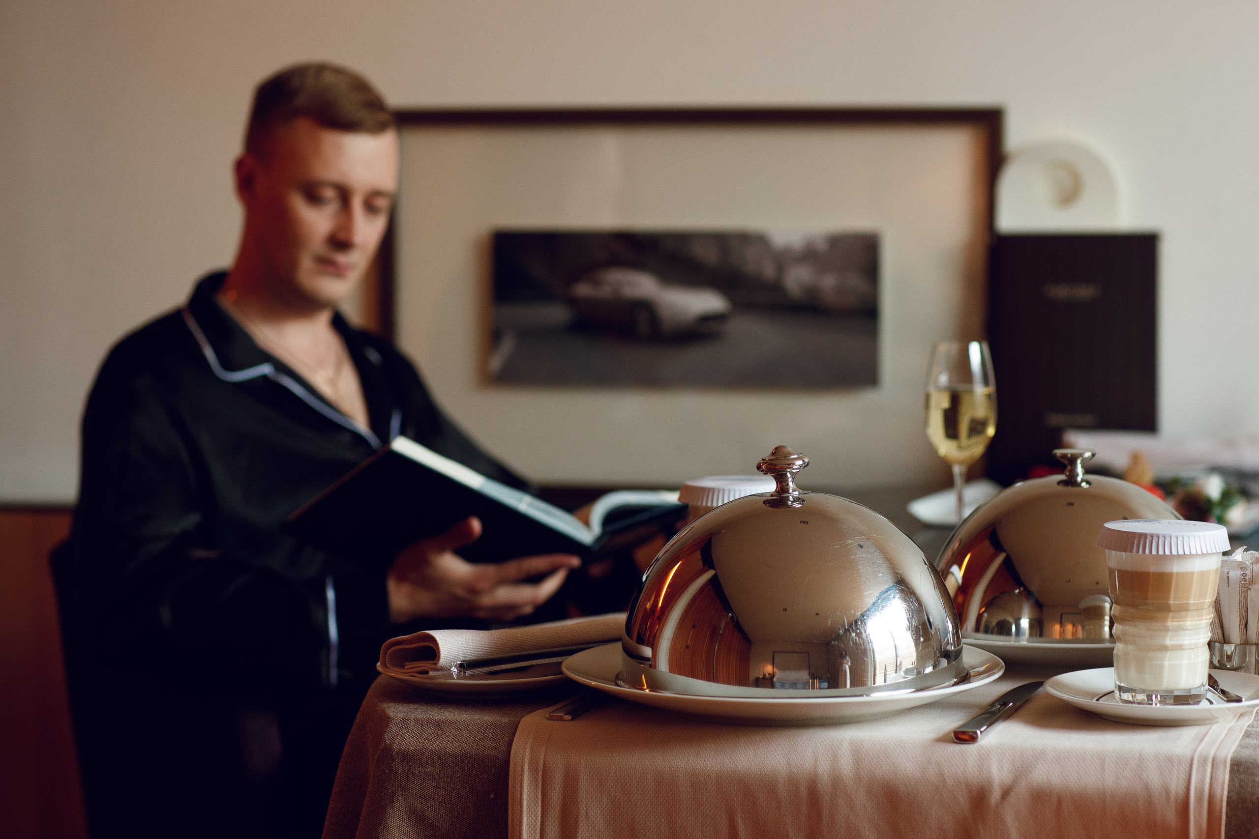 Свадебная фотосессия в Барвиха Luxury Village. Свадебный фотограф Никитин Дмитрий Раменское Жуковский Москва