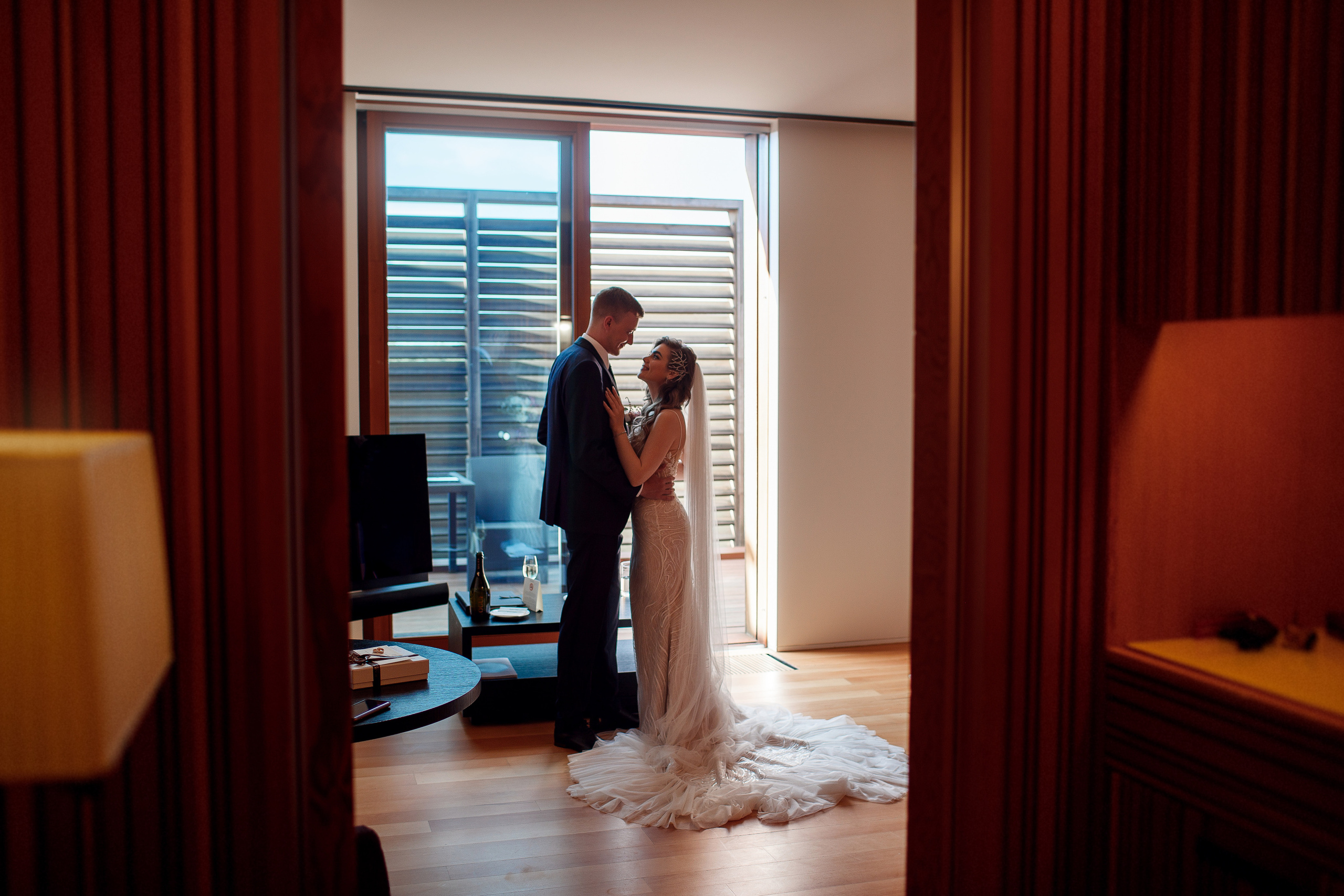 Свадебная фотосессия в Барвиха Luxury Village. Свадебный фотограф Никитин Дмитрий Раменское Жуковский Москва