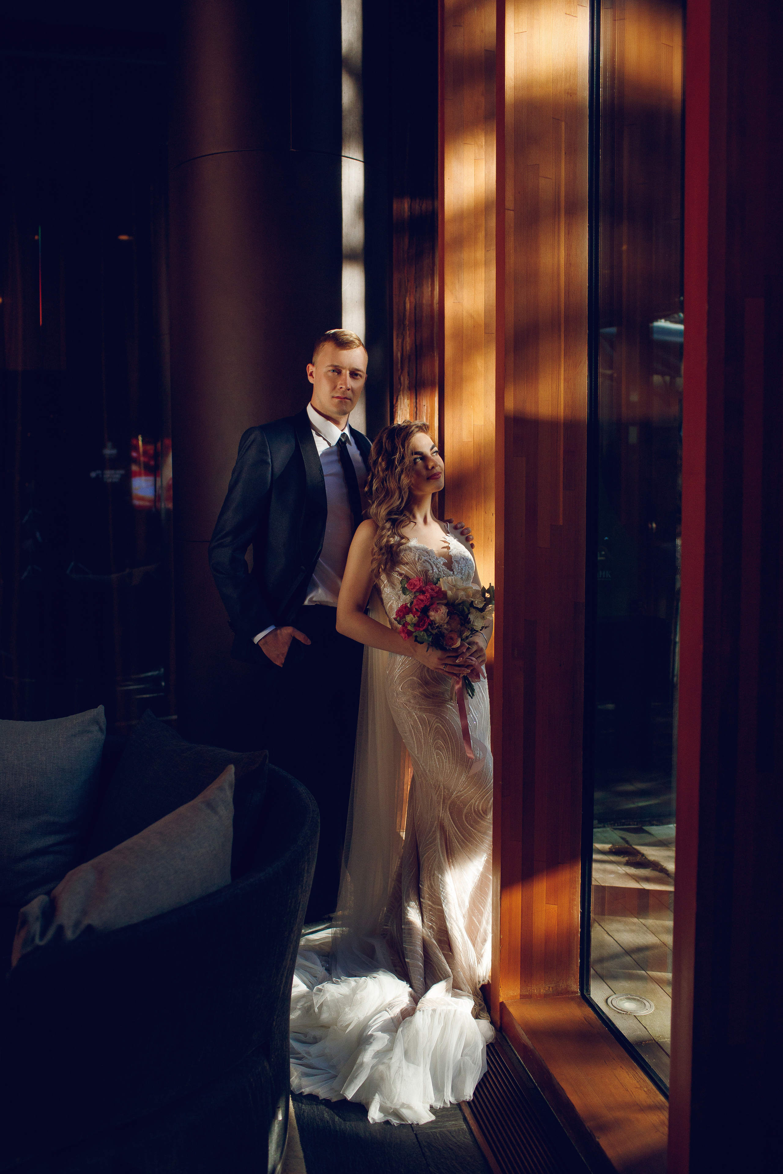 Свадебная фотосессия в Барвиха Luxury Village. Свадебный фотограф Никитин Дмитрий Раменское Жуковский Москва