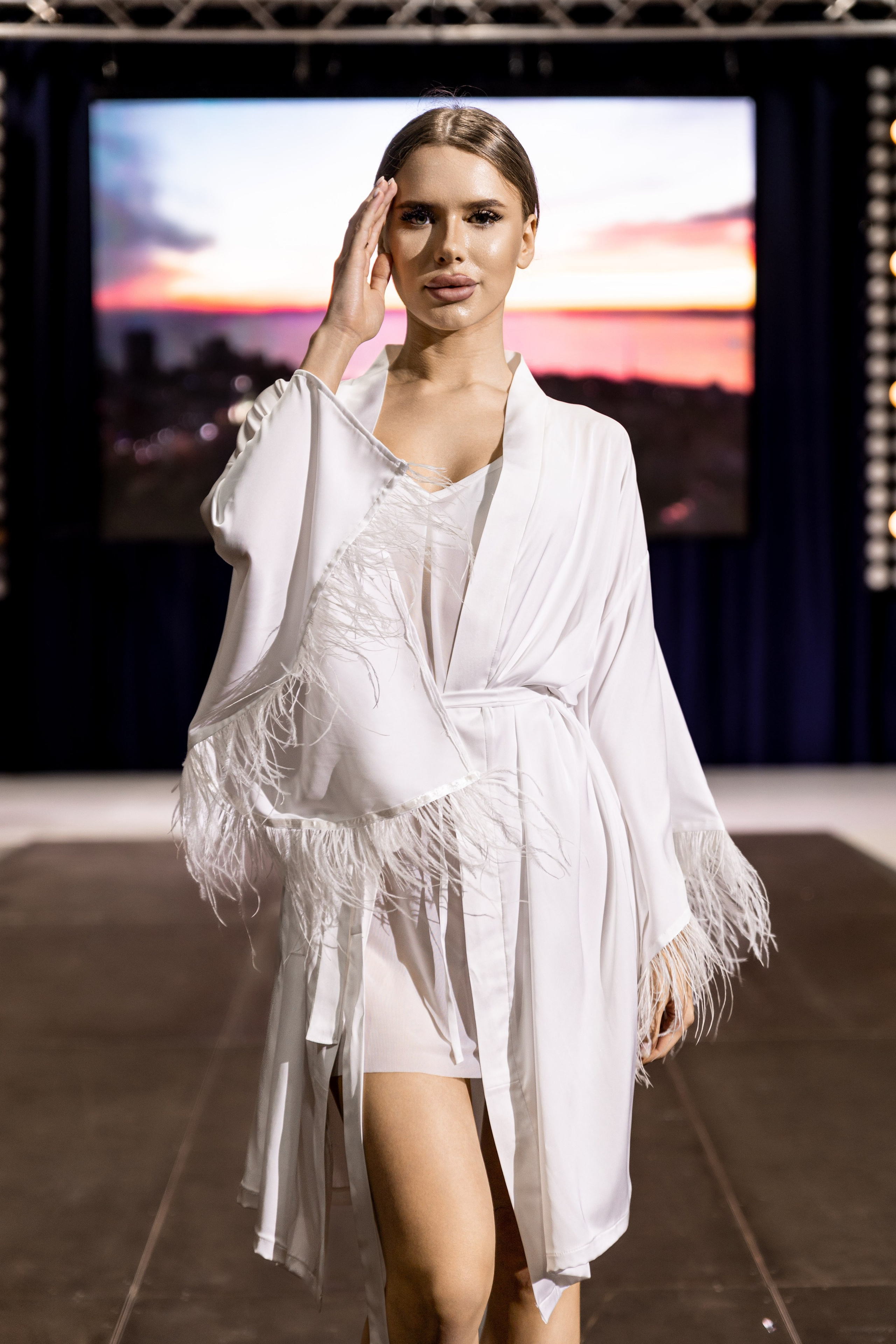 Модное шоу «Fashion V»