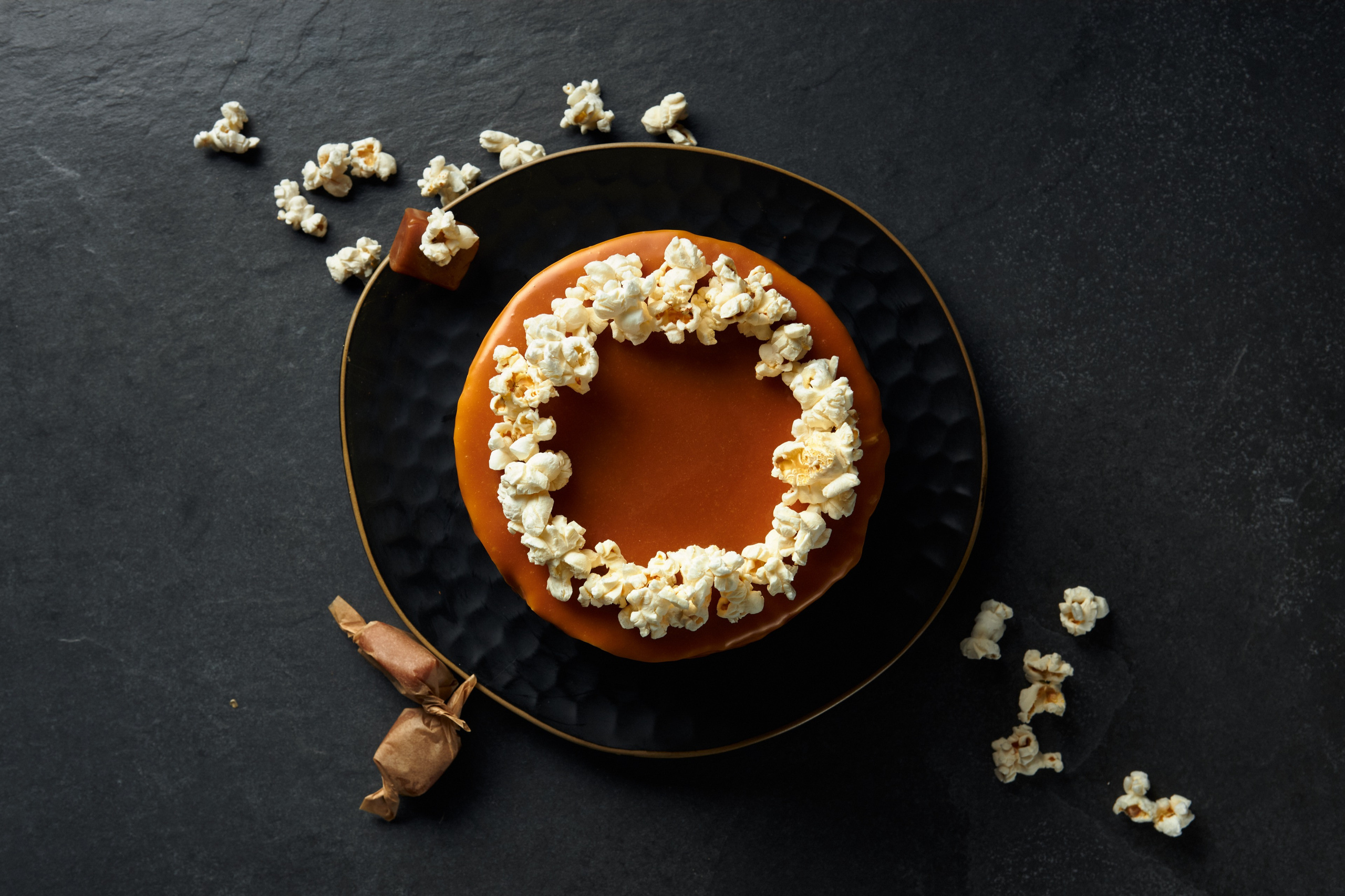 Honey cakes. Commercial photographer | Anton Ermakov