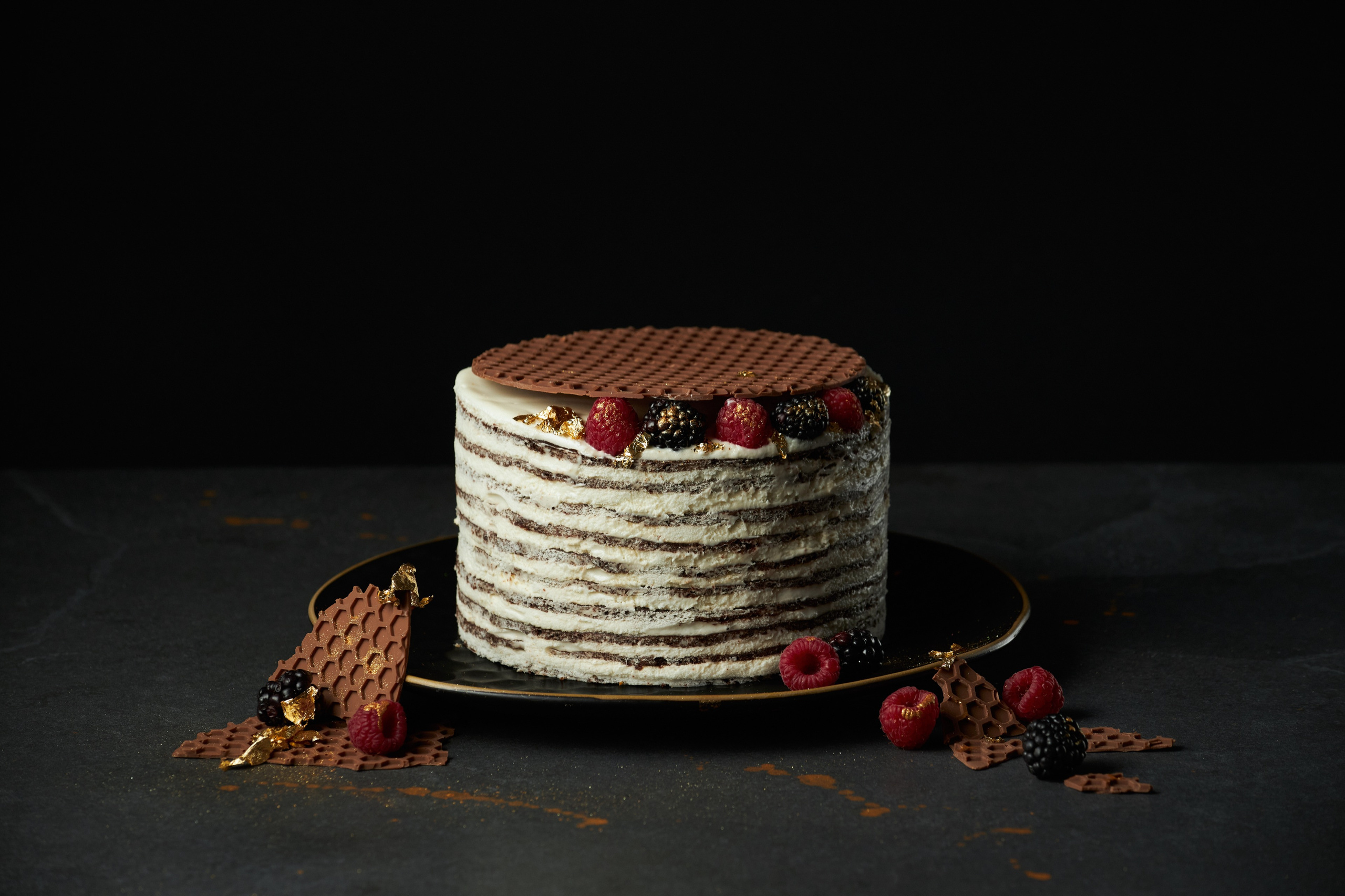 Honey cakes. Commercial photographer | Anton Ermakov