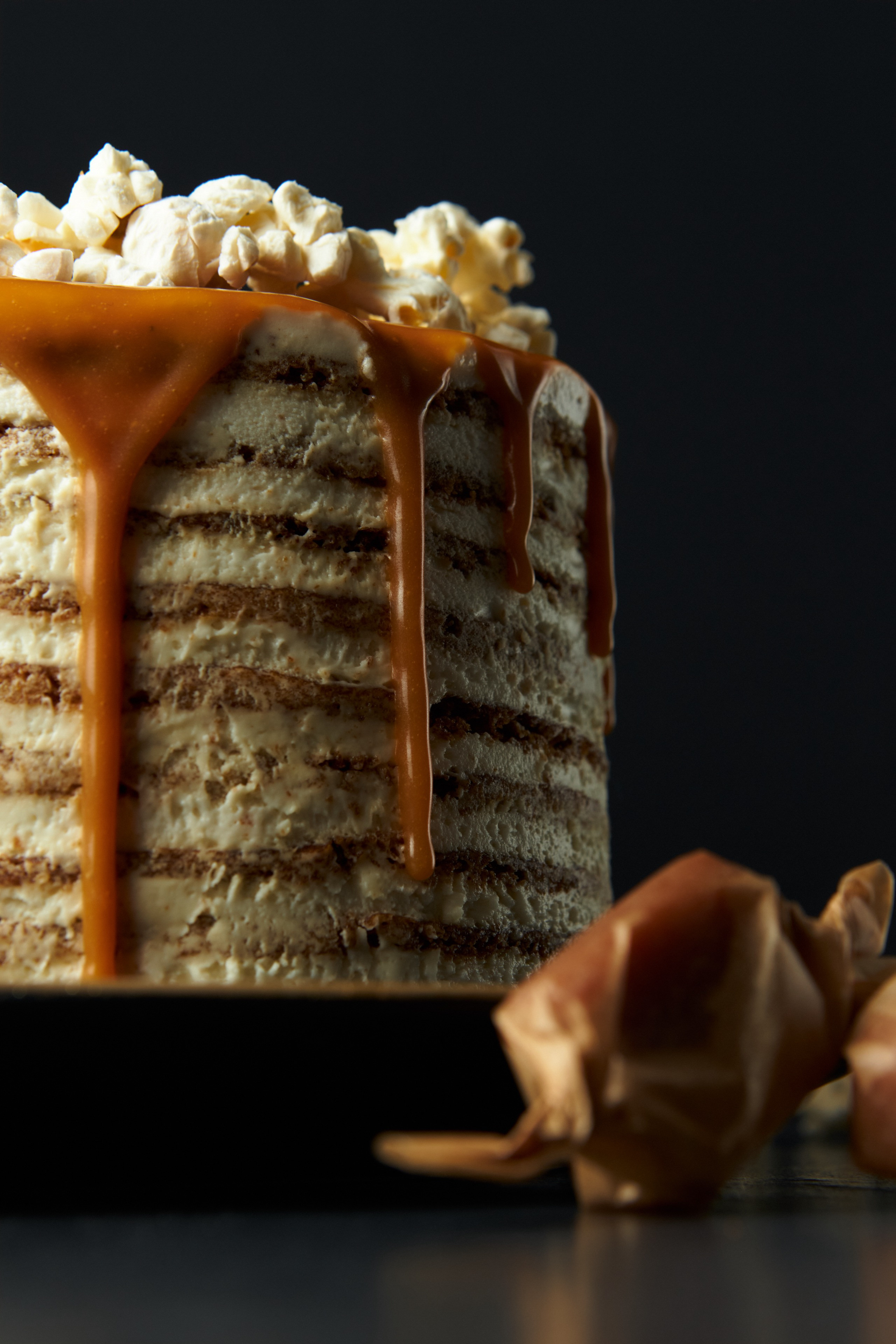 Honey cakes. Commercial photographer | Anton Ermakov