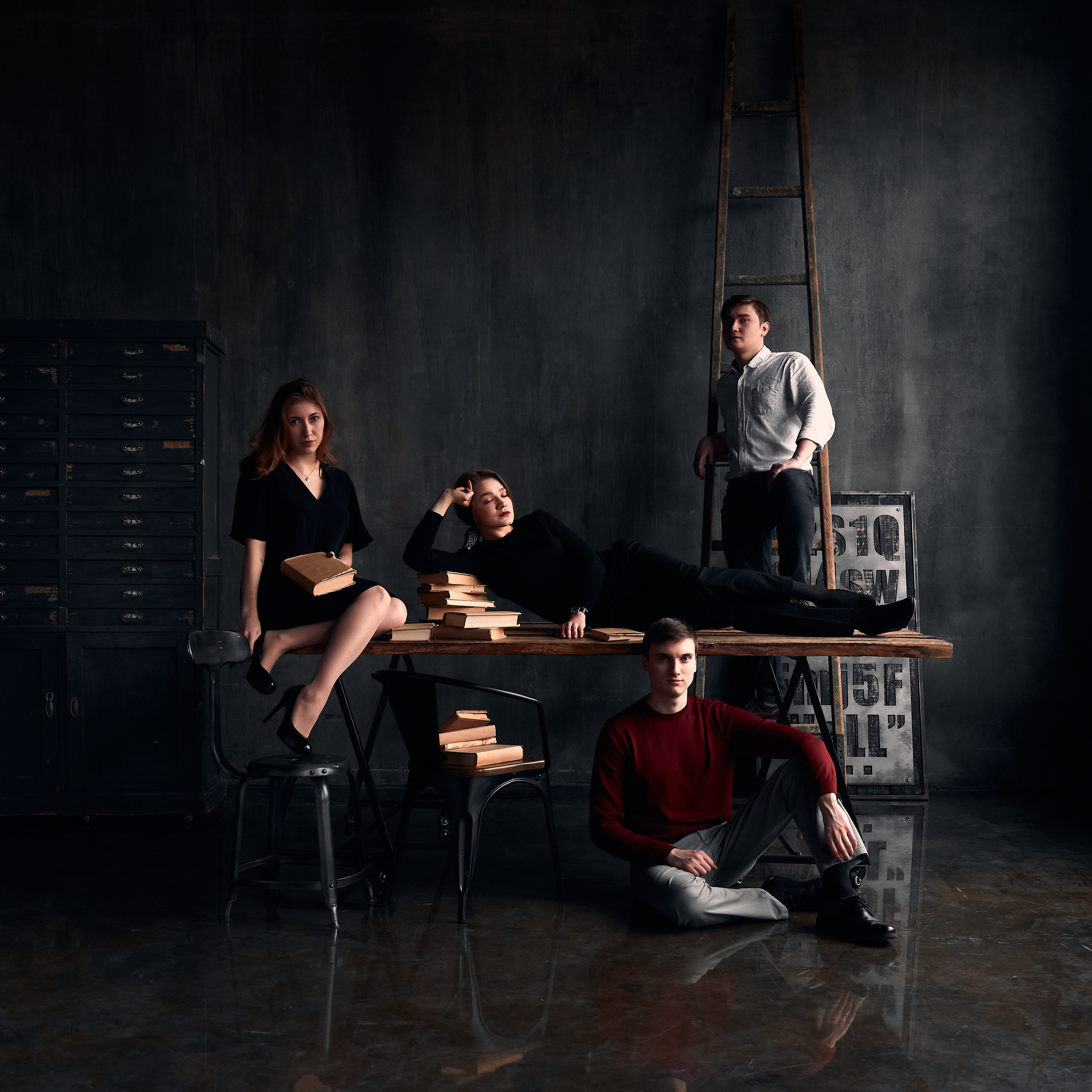 Bookcrossers. Commercial photographer | Anton Ermakov