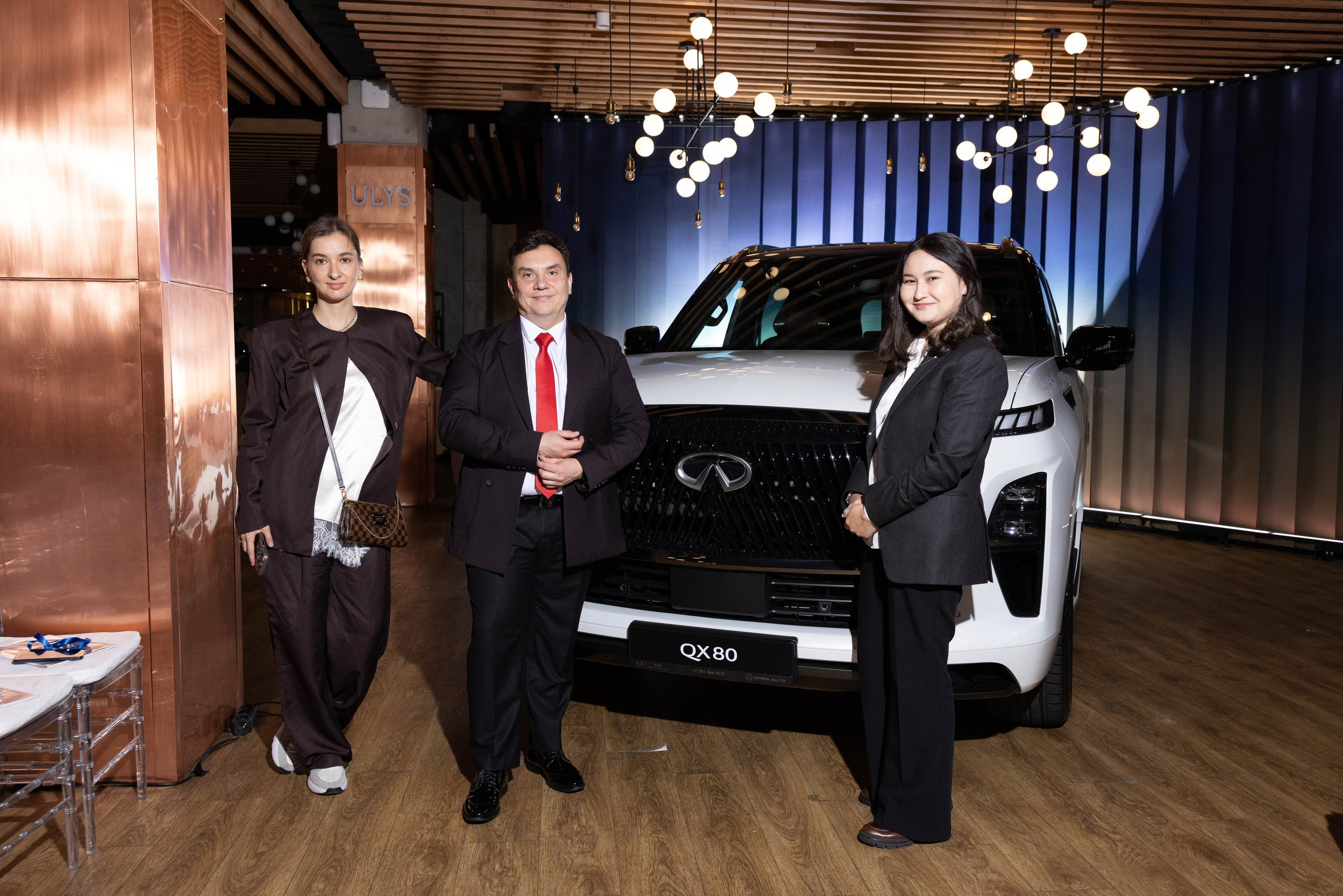 QX80 INFINITI. Кристина Шнайдер репортажный фотограф Алматы