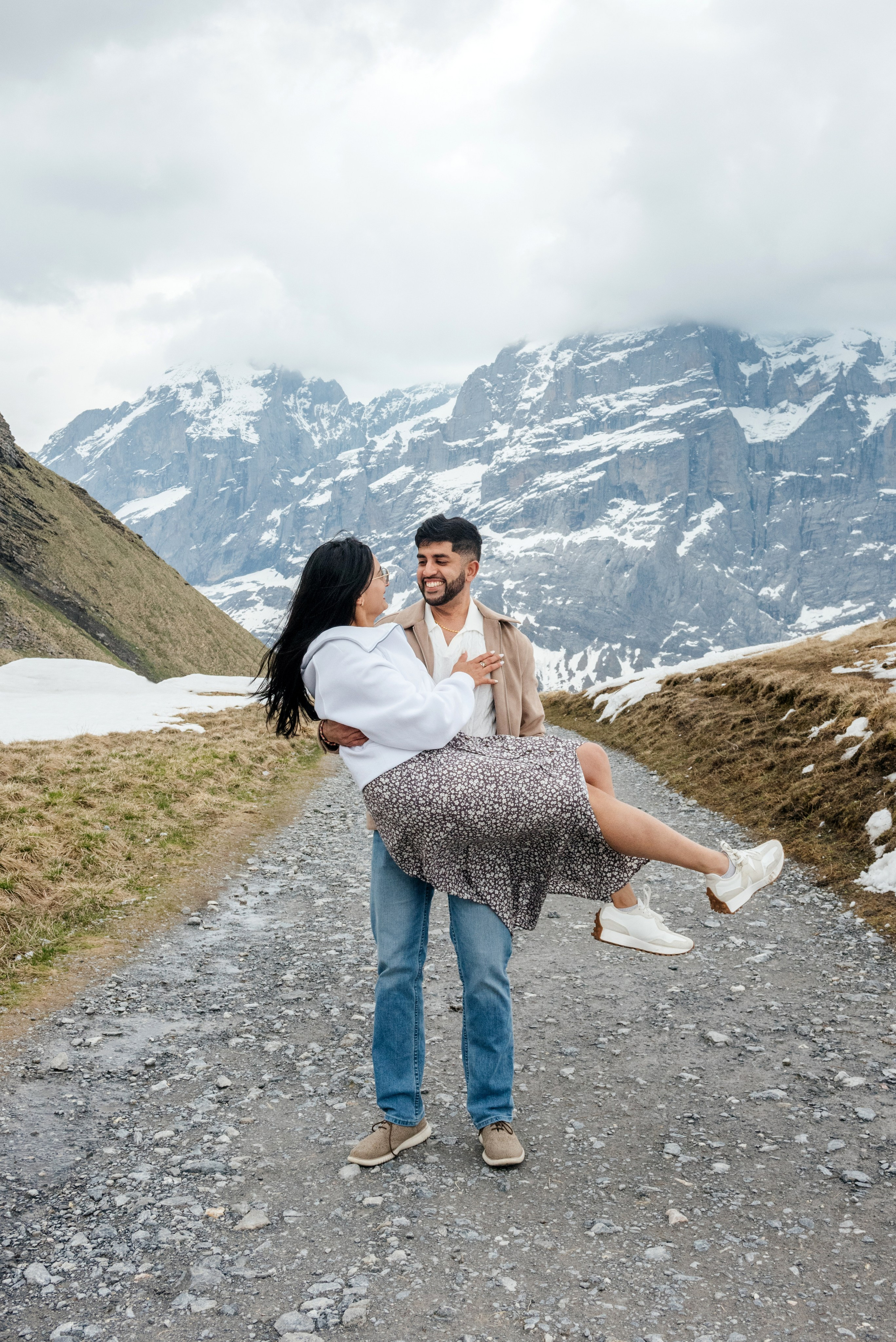 Bijal & Nihar (Grindelwald). Photographer in Interlaken area