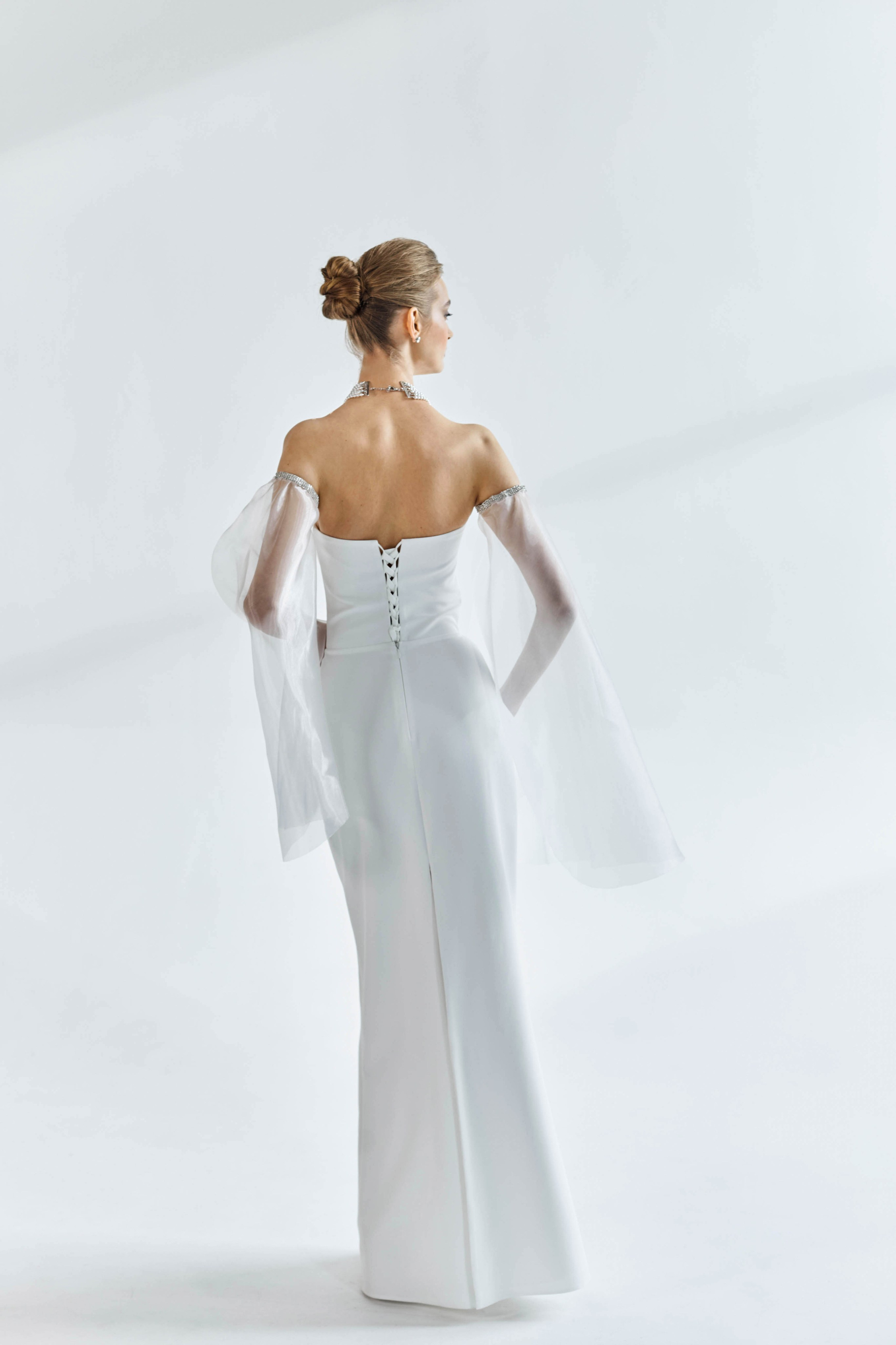 Сара. Свадебный салон-ателье Бонжур в Минске Bonjour