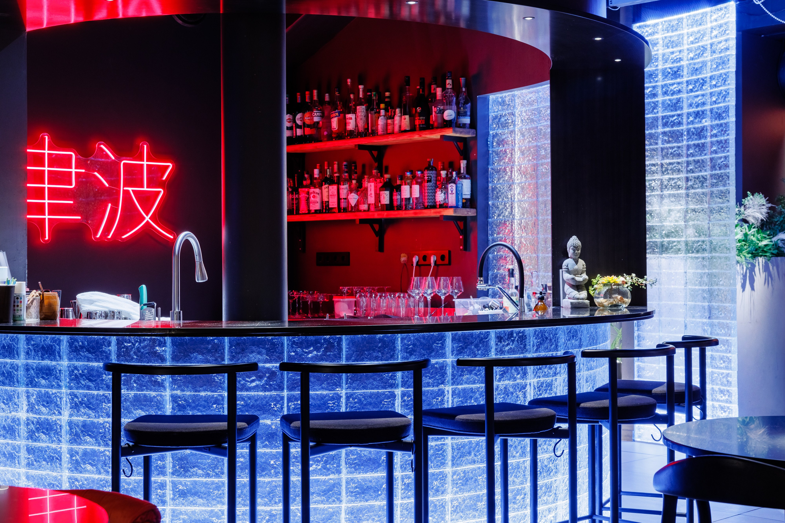 Интерьеры и выставки. Фотограф Сергей Лукьянов @xapeton_photo Москва