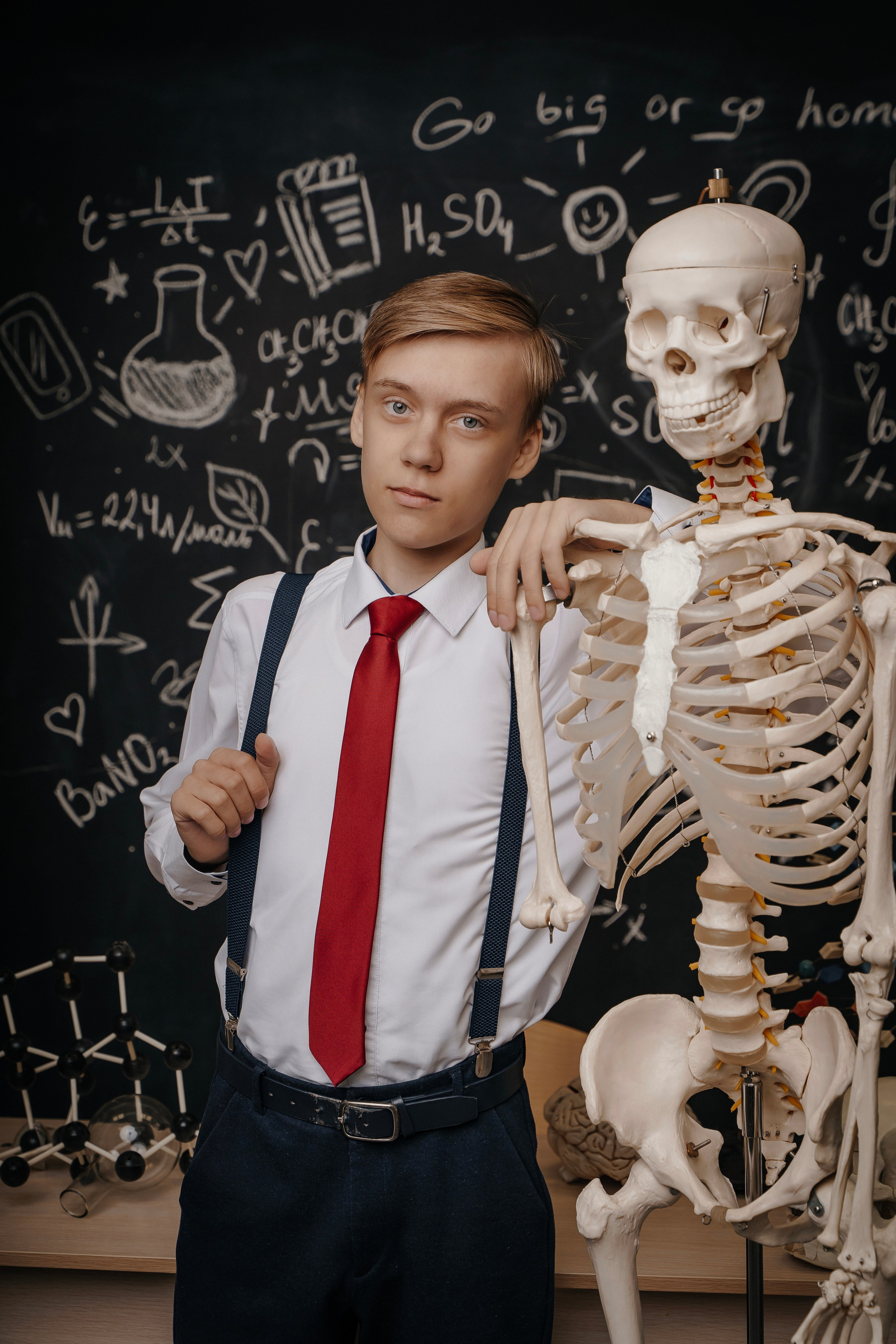 11 класс ст. Старощербиновская в школе. Контент-фотограф Власова Валентина, г. Ейск, ст. Старощербиновская