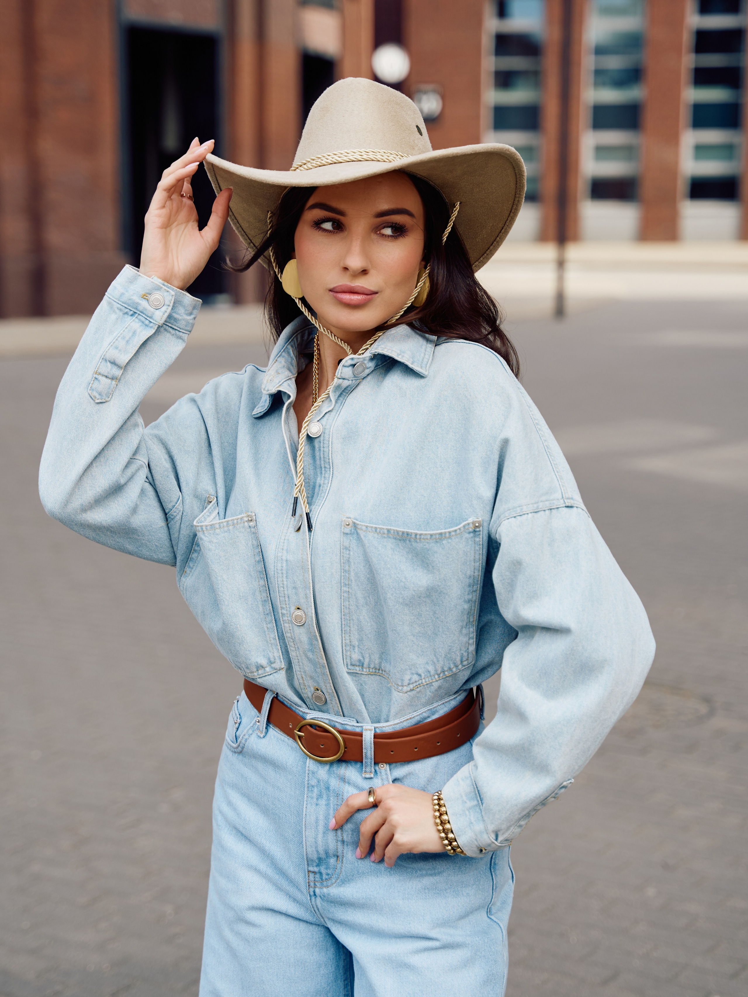 Шляпа. Фотограф для маркетплейсов в Москве