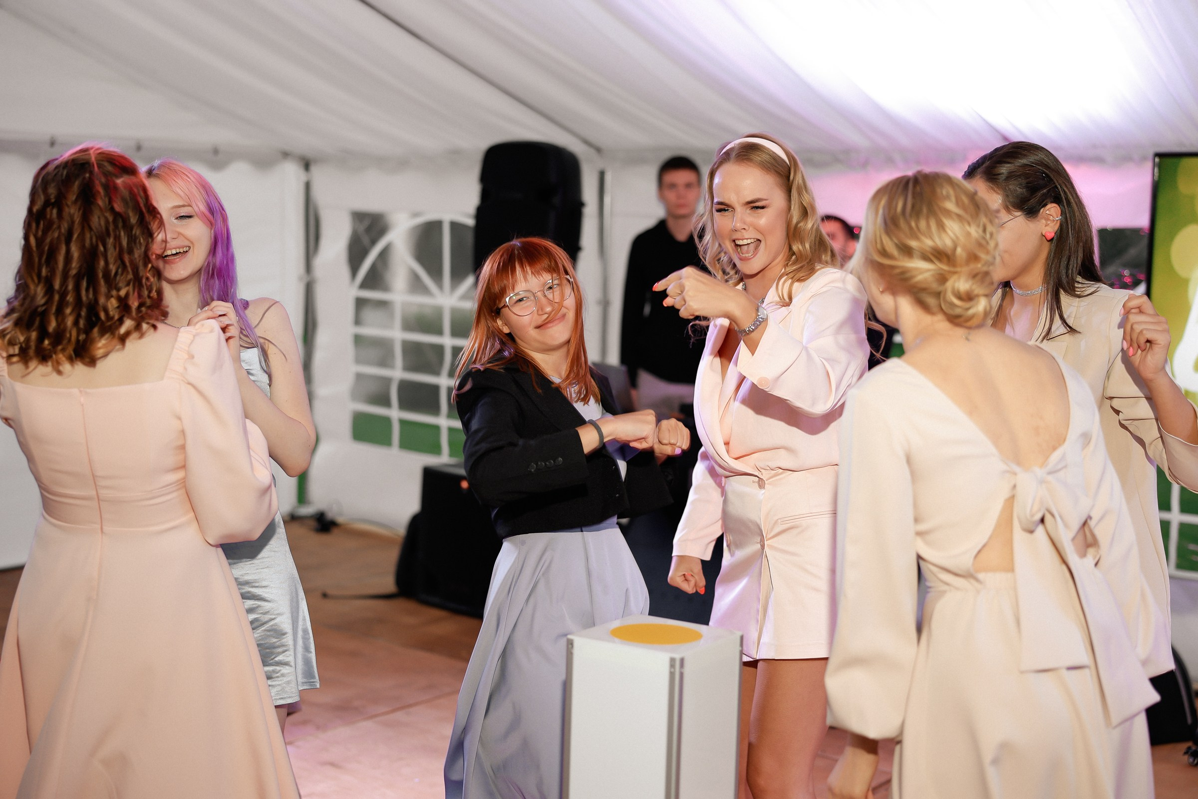 Мария и Роман. 2023. Свадебный фотограф Великий Новгород Станислав Кособудский