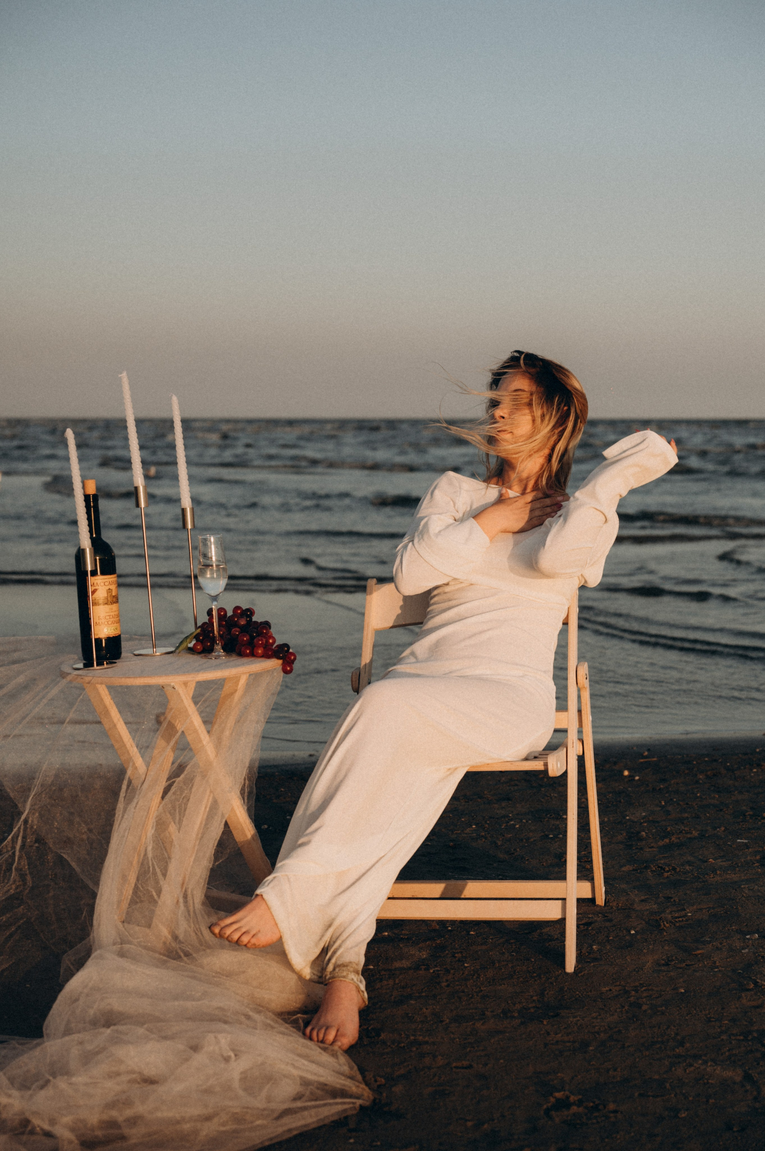 Нежная Галина в красивом закате. Мариуполь фото. Фотограф Мариуполь.Индивидуальные съёмки. Детские, семейные, коммерческие