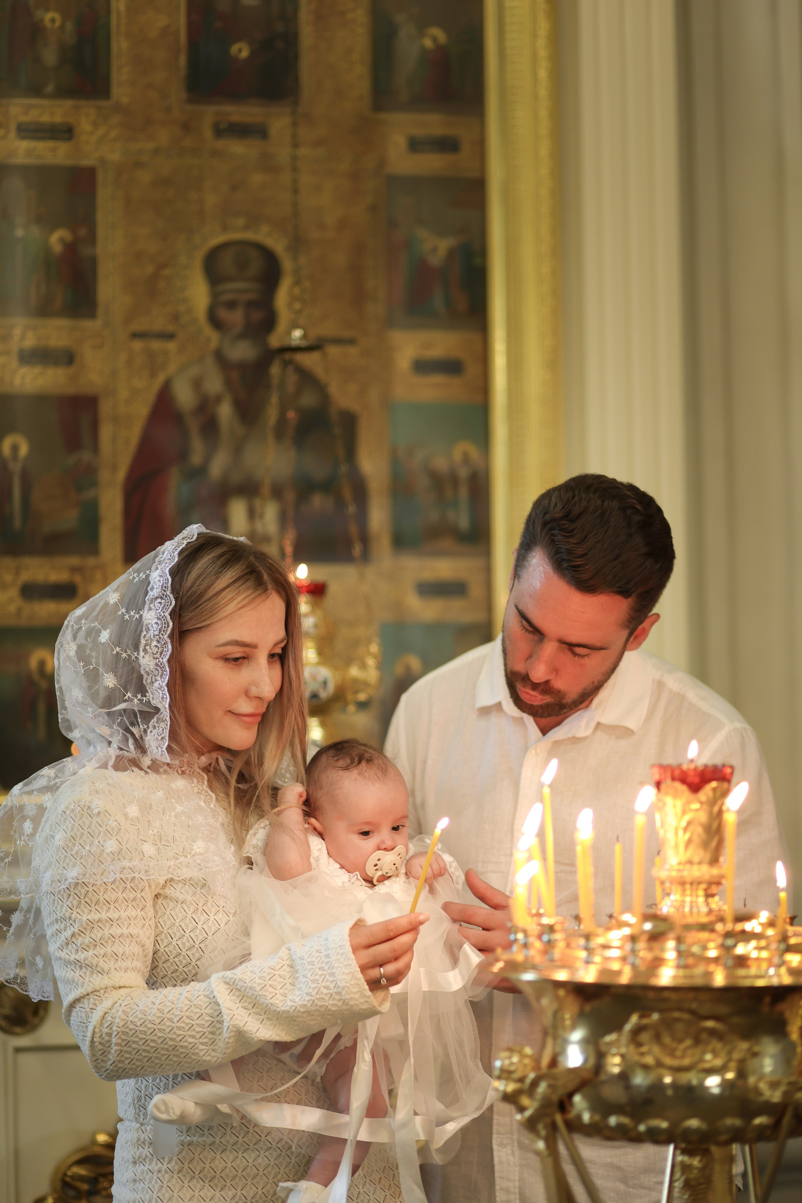 Крещение Софии. Репортажный и портретный фотограф в Санктпетербурге. Видиосъемка мероприятий в Санкт-Петербурге
