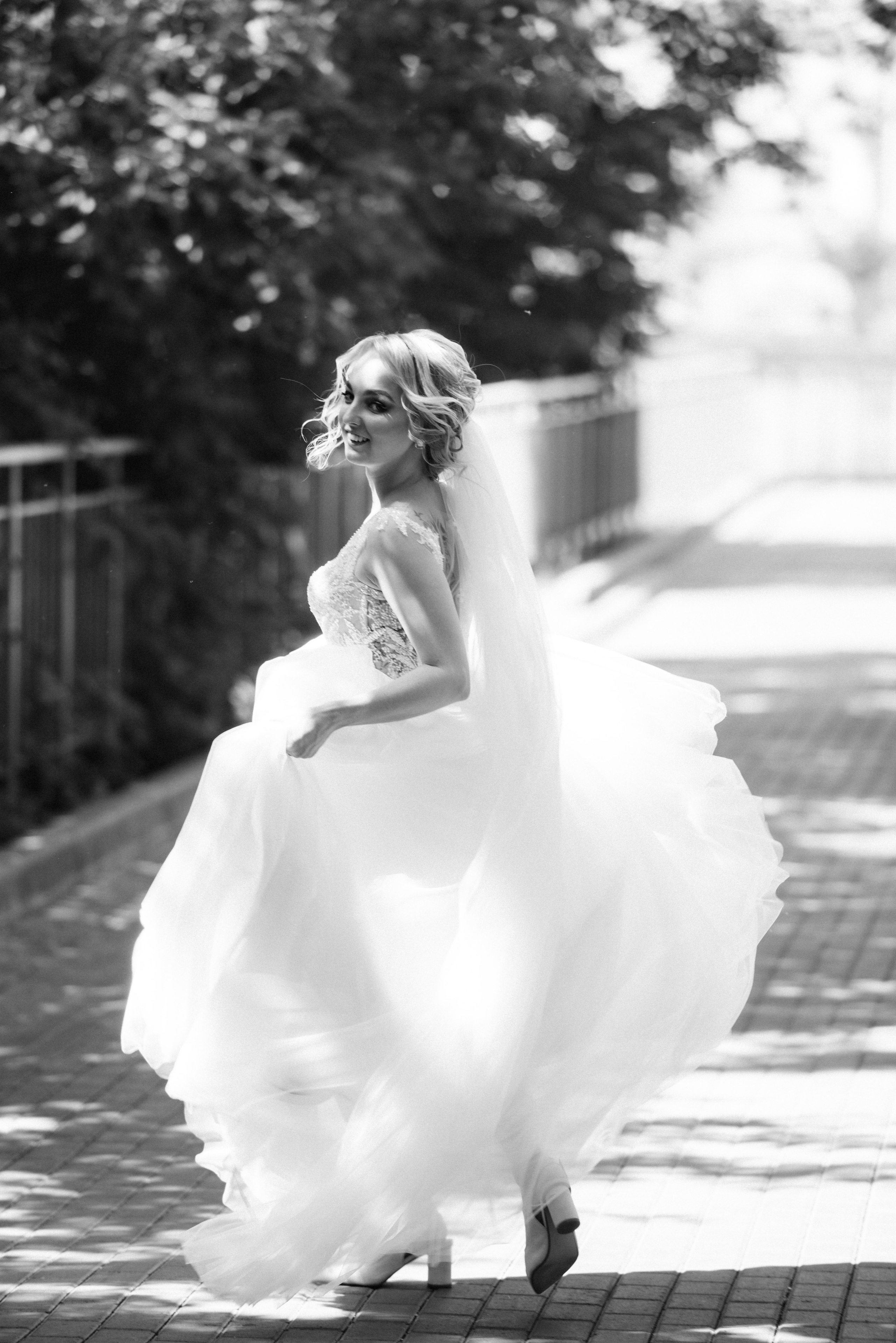 Свадьба в солнечный день в Барнауле. Сергей Богомолов. Свадебный и семейный фотограф