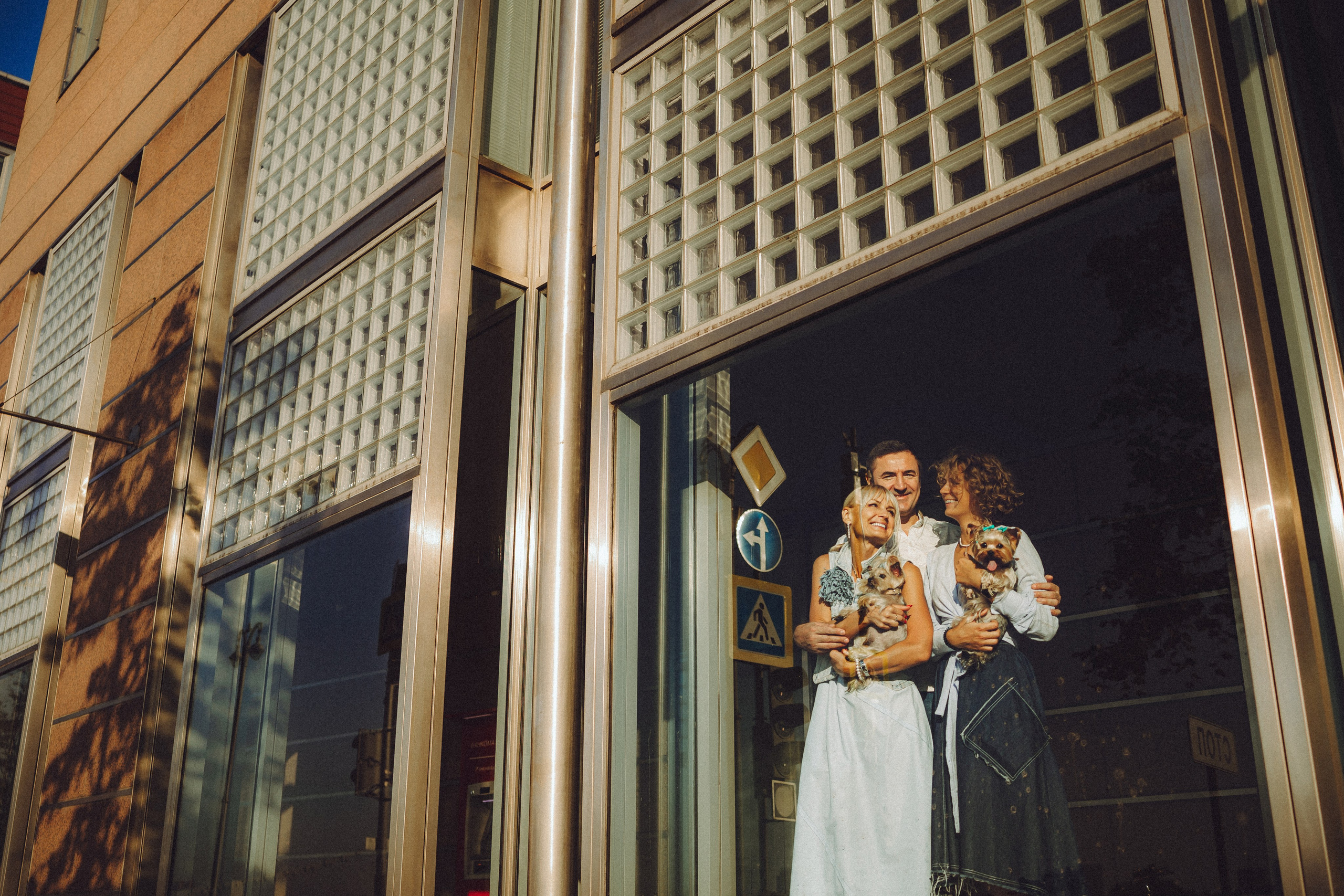 Дженни, Оливия и их семья