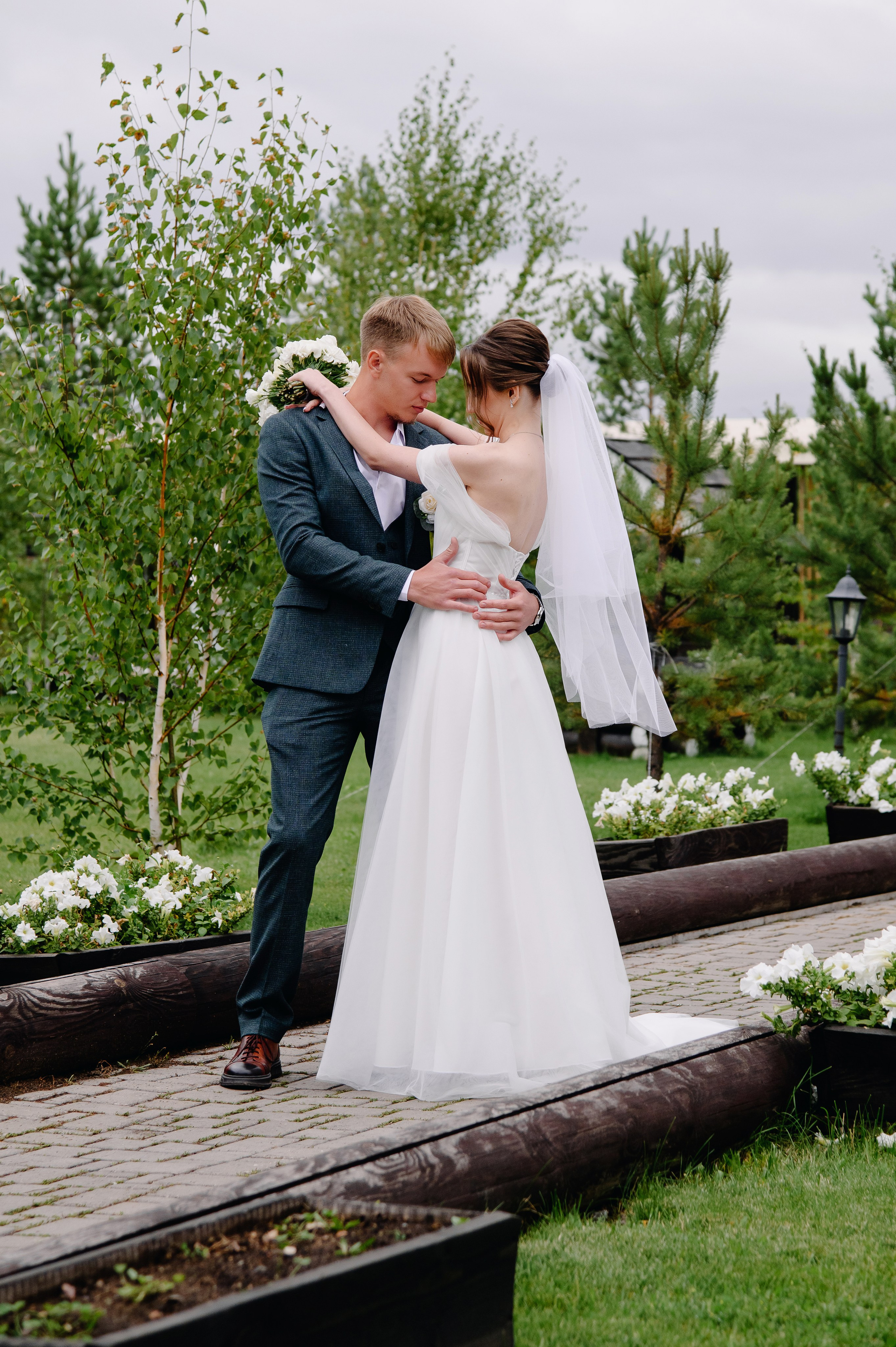 Надежда и Алексей — свадьба в Теремъ resort. Свадебный фотограф Караганда