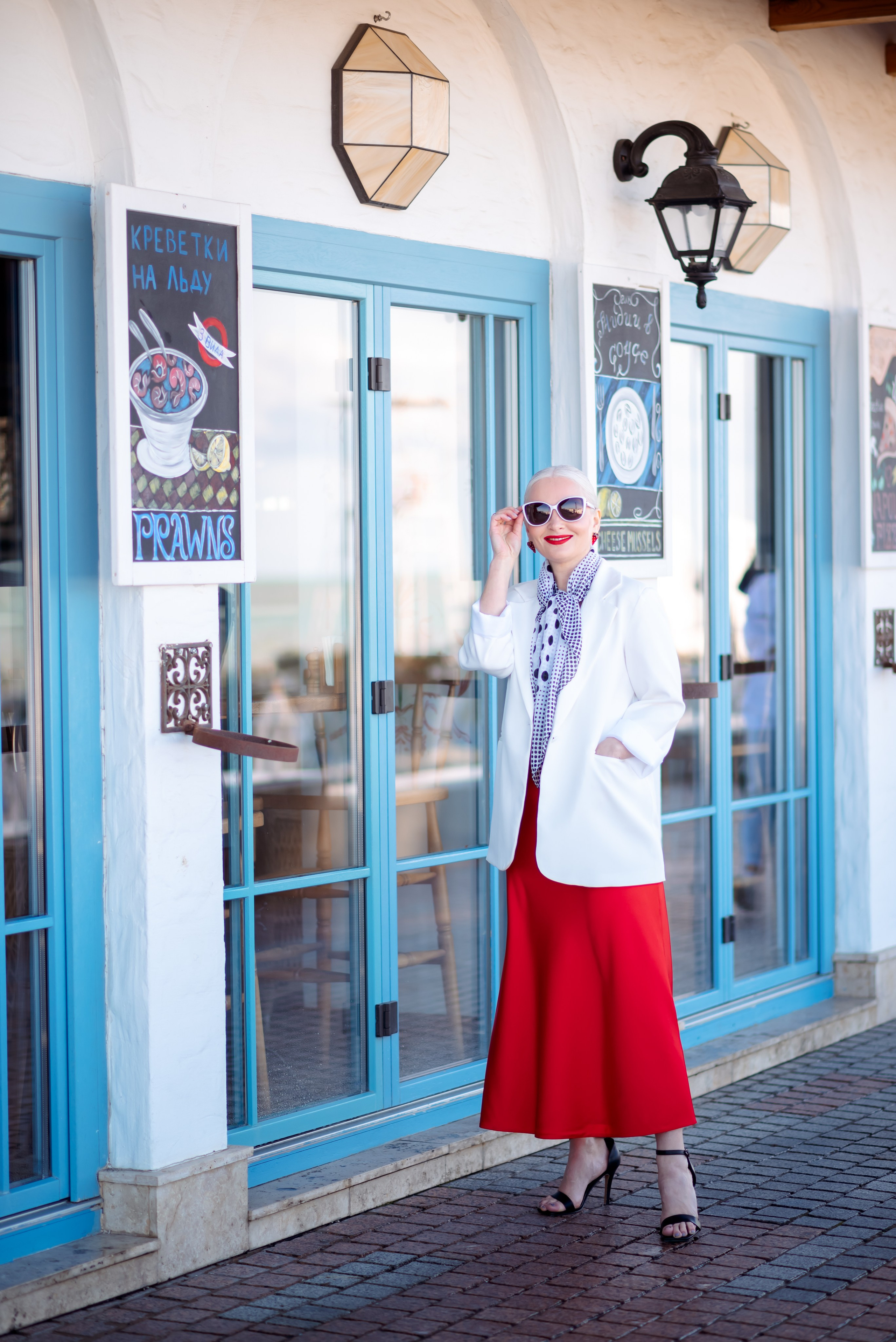 У кафе «Дельмар». Семейный и женский фотограф Лоо Краснодар Сочи Энем Татьяна Трибурт