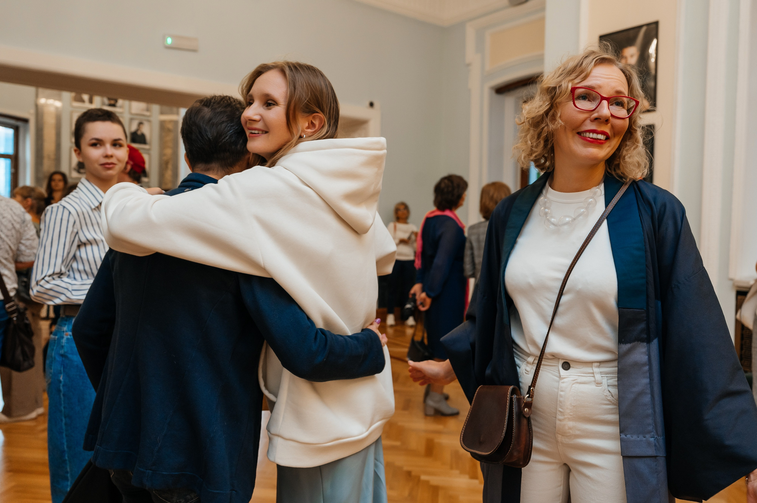 Открытие выставки Кати Васильевой в Молодежном театре. Wedding and family photographer USA