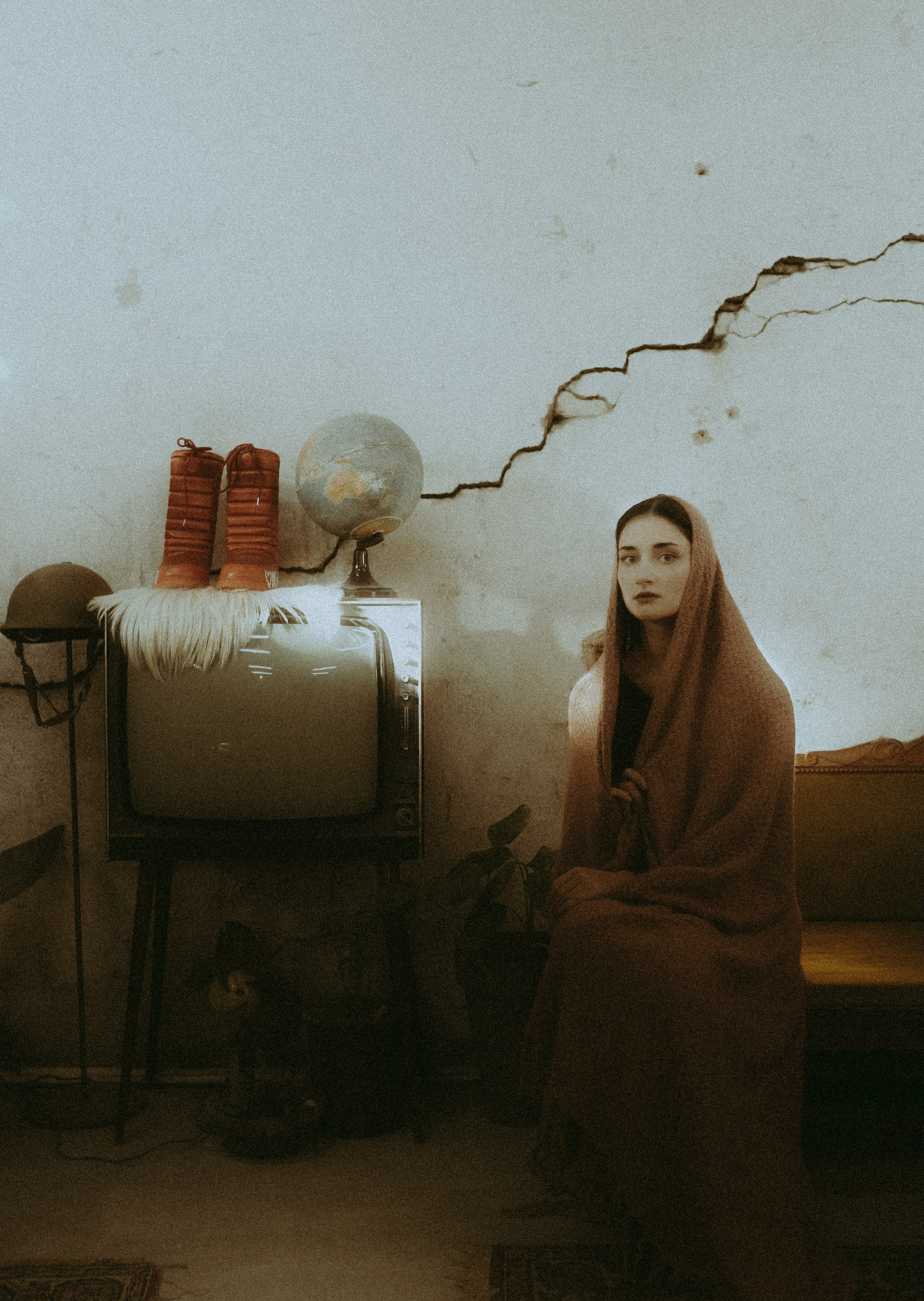 ТБИЛИСИ 2023-2024. Стрит-фотография, полная абсурда, идиотизма и красоты