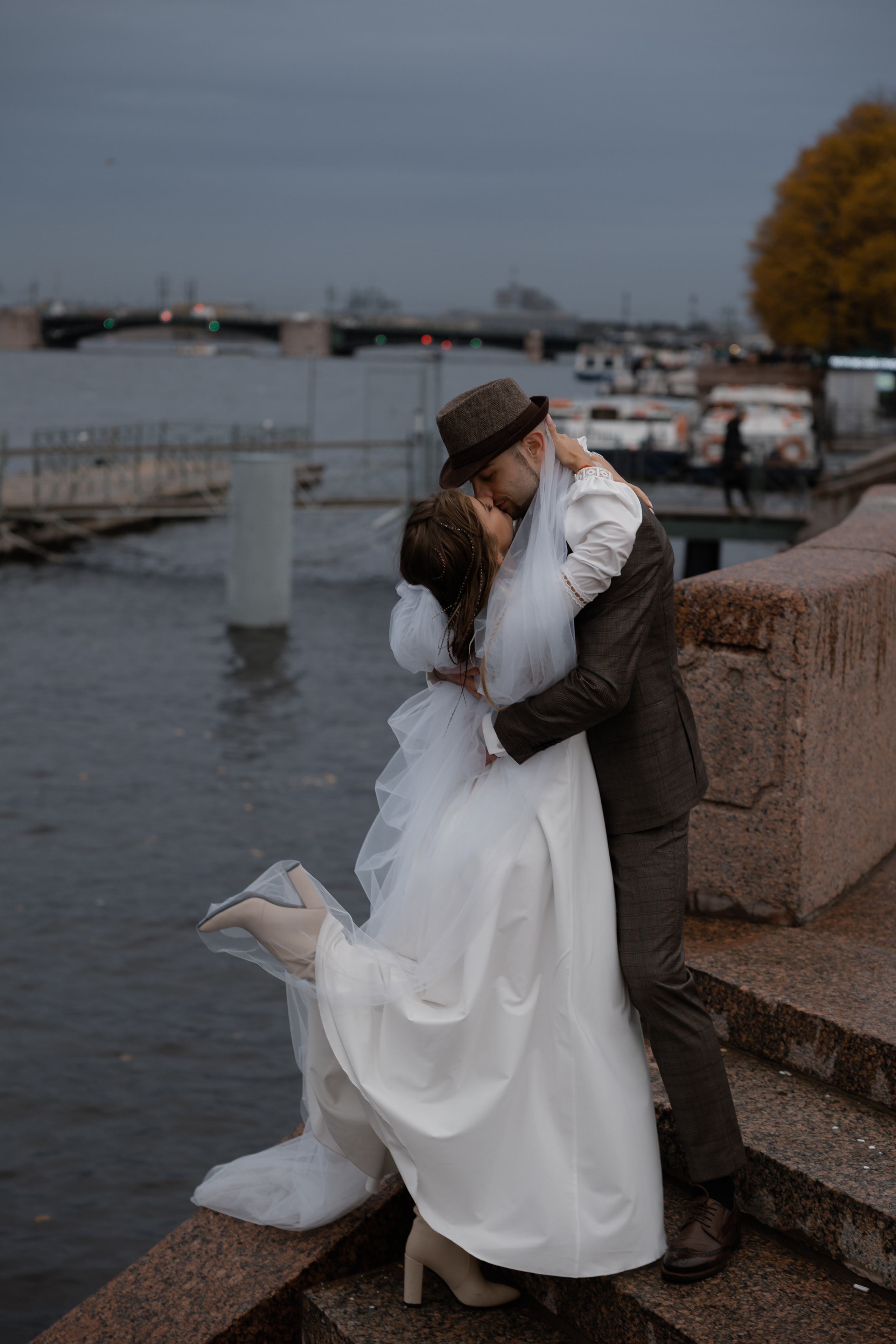 Денис и Алена. Свадебный фотограф в Санкт — Петербурге и Ленинградской о