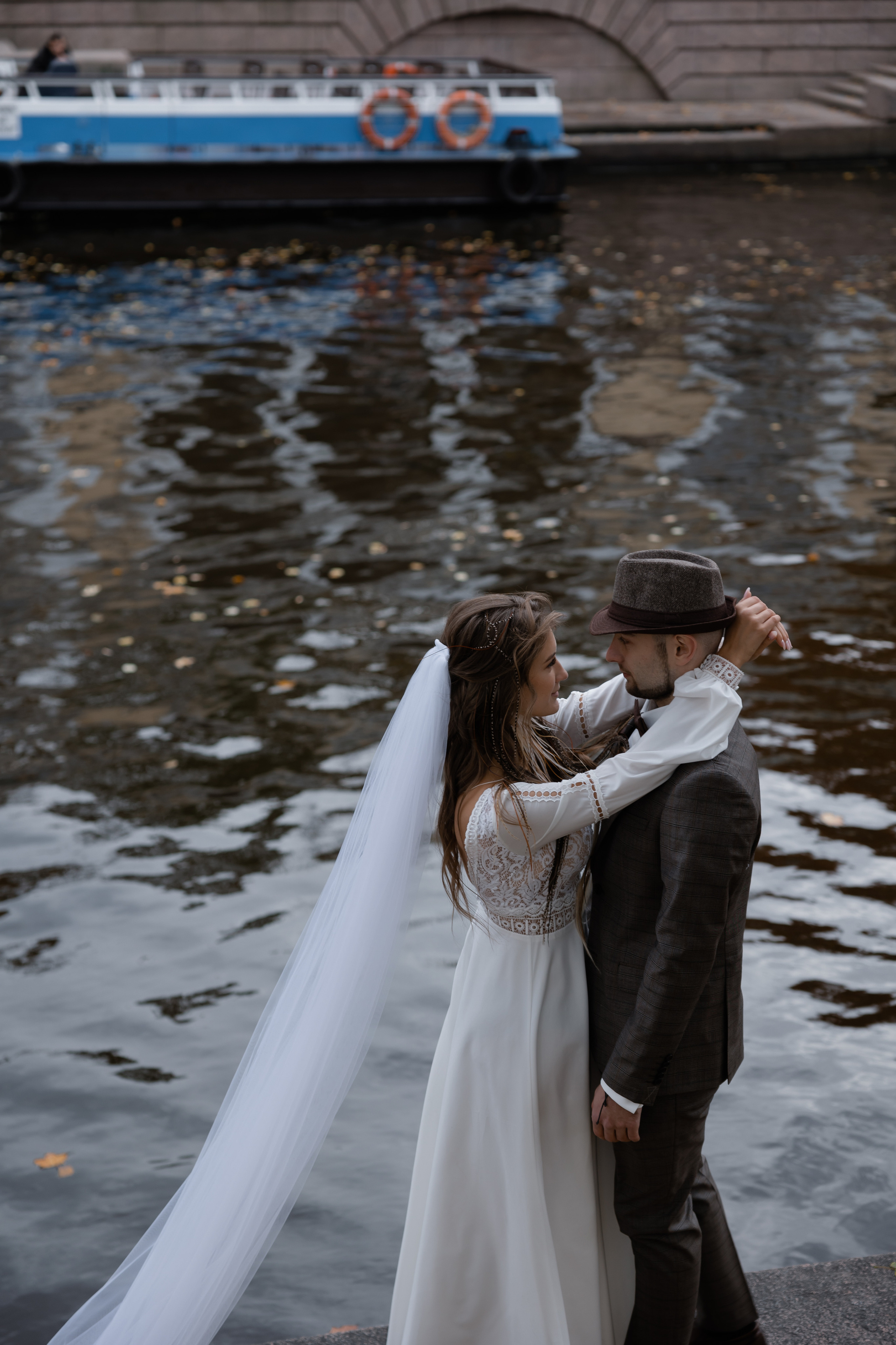 Денис и Алена. Свадебный фотограф в Санкт — Петербурге и Ленинградской о