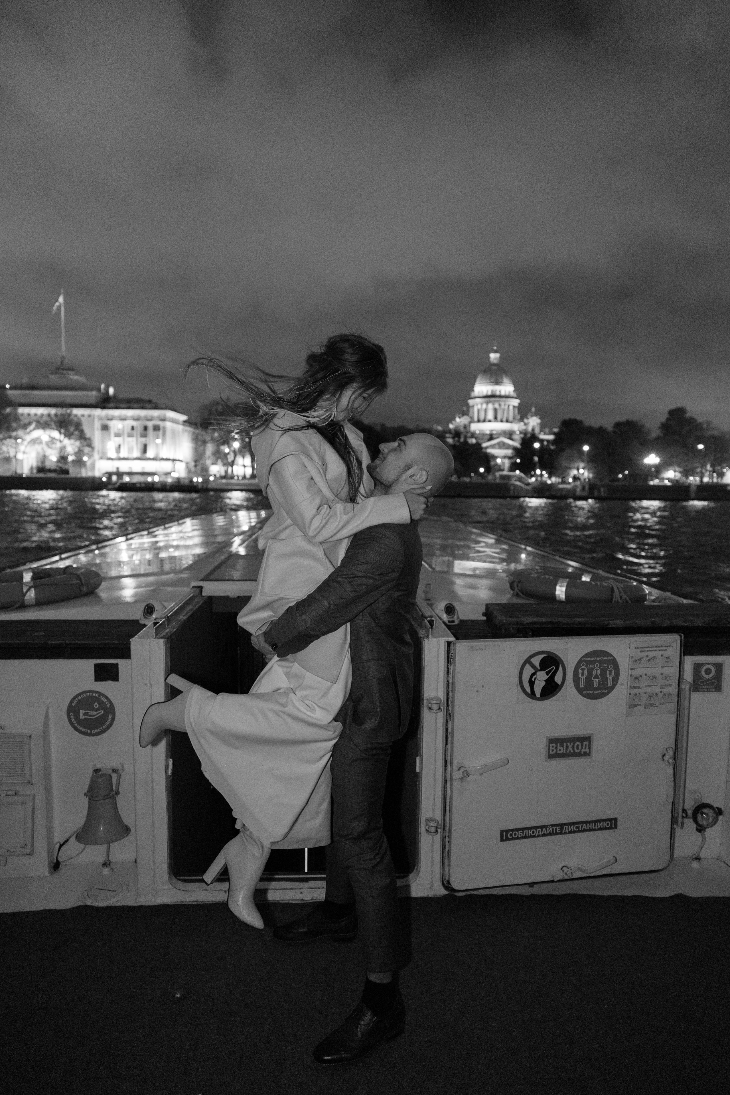 Денис и Алена. Свадебный фотограф в Санкт — Петербурге и Ленинградской о