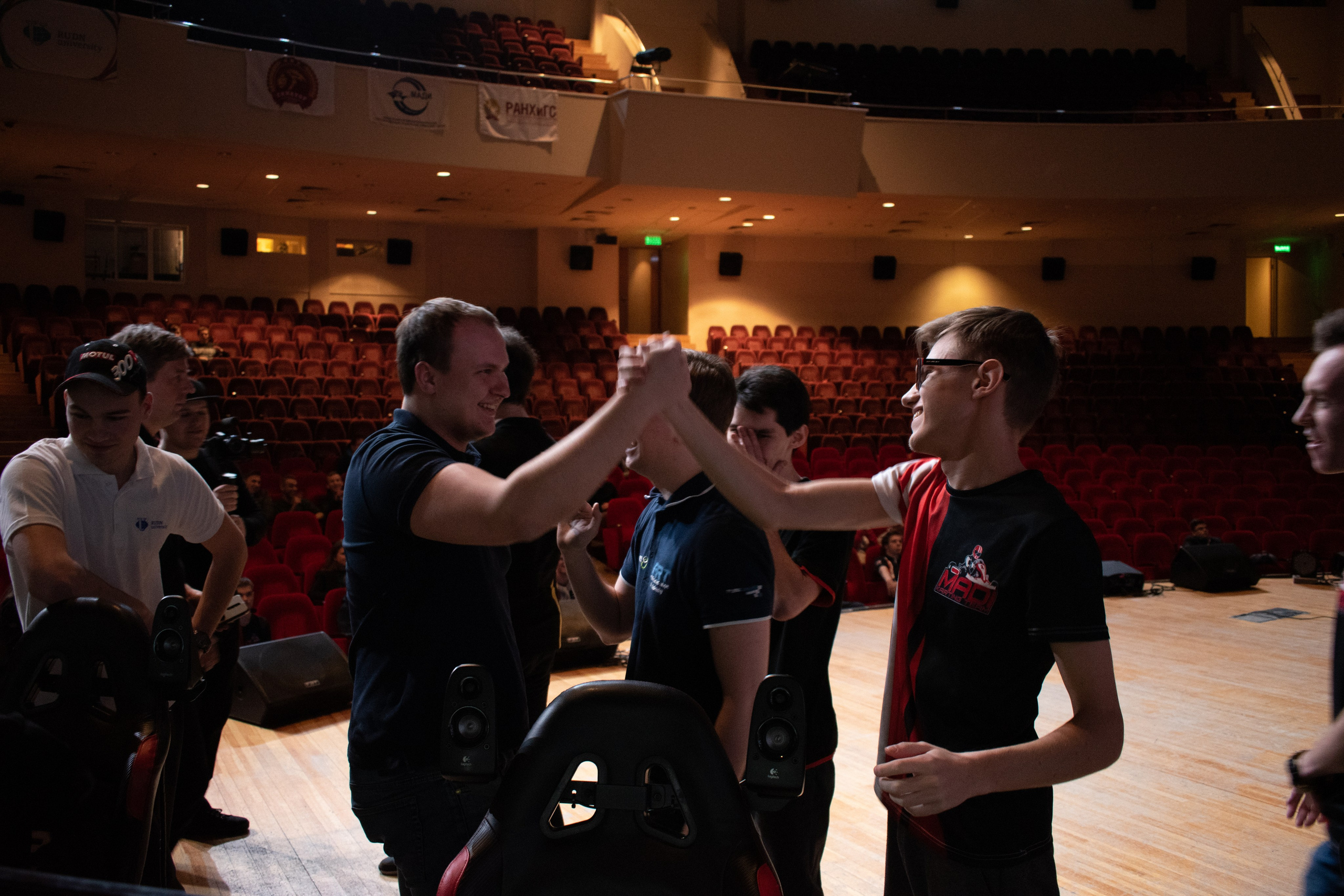 RaceRoom — Командный турнир среди ВУЗов города Москвы | 22.02.20. Репортажный фотограф Сыбер Мартти