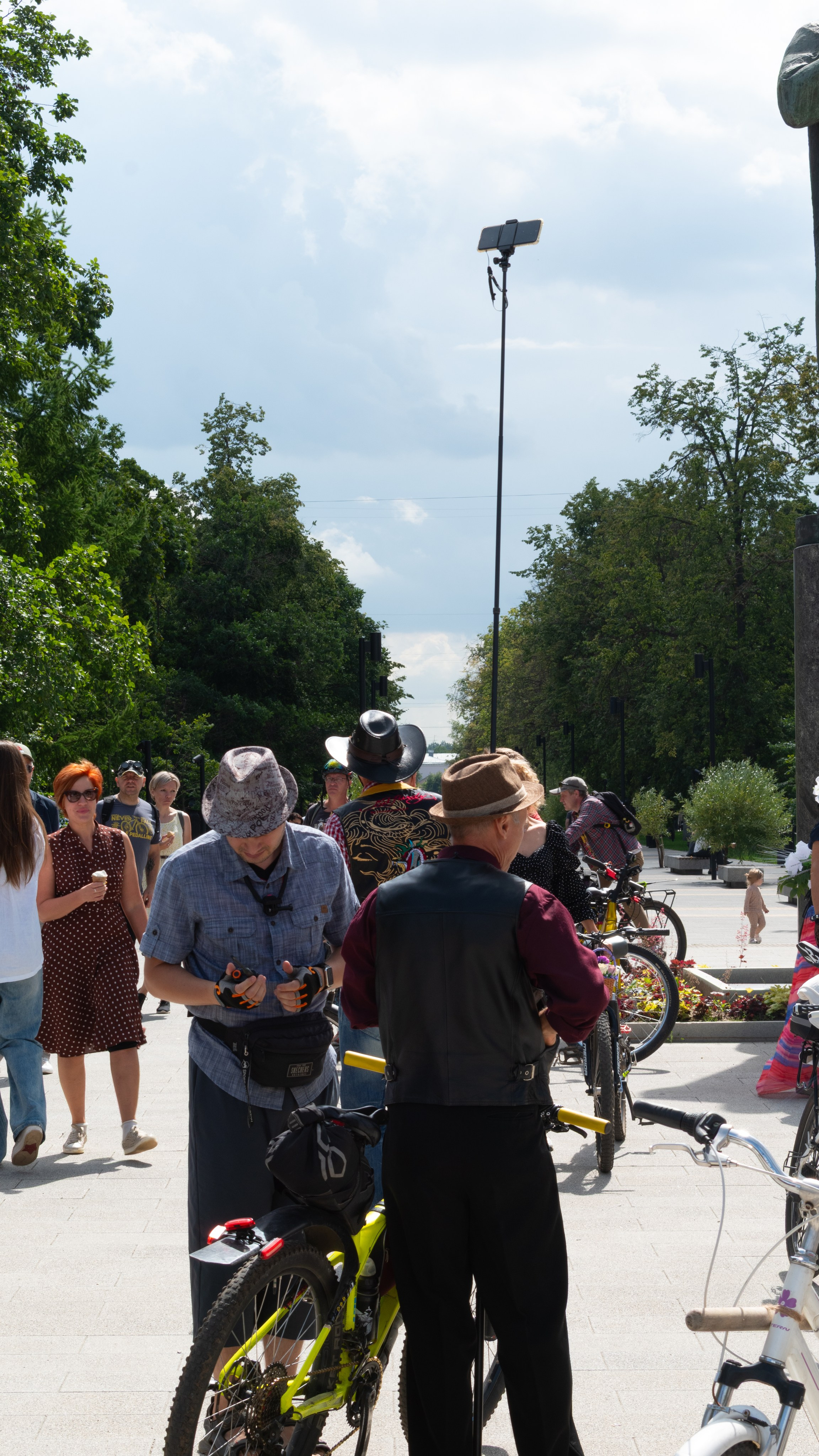 «Леди на велосипеде» — велопробег по г. Жуковскому 2025. Репортажный фотограф Сыбер Мартти
