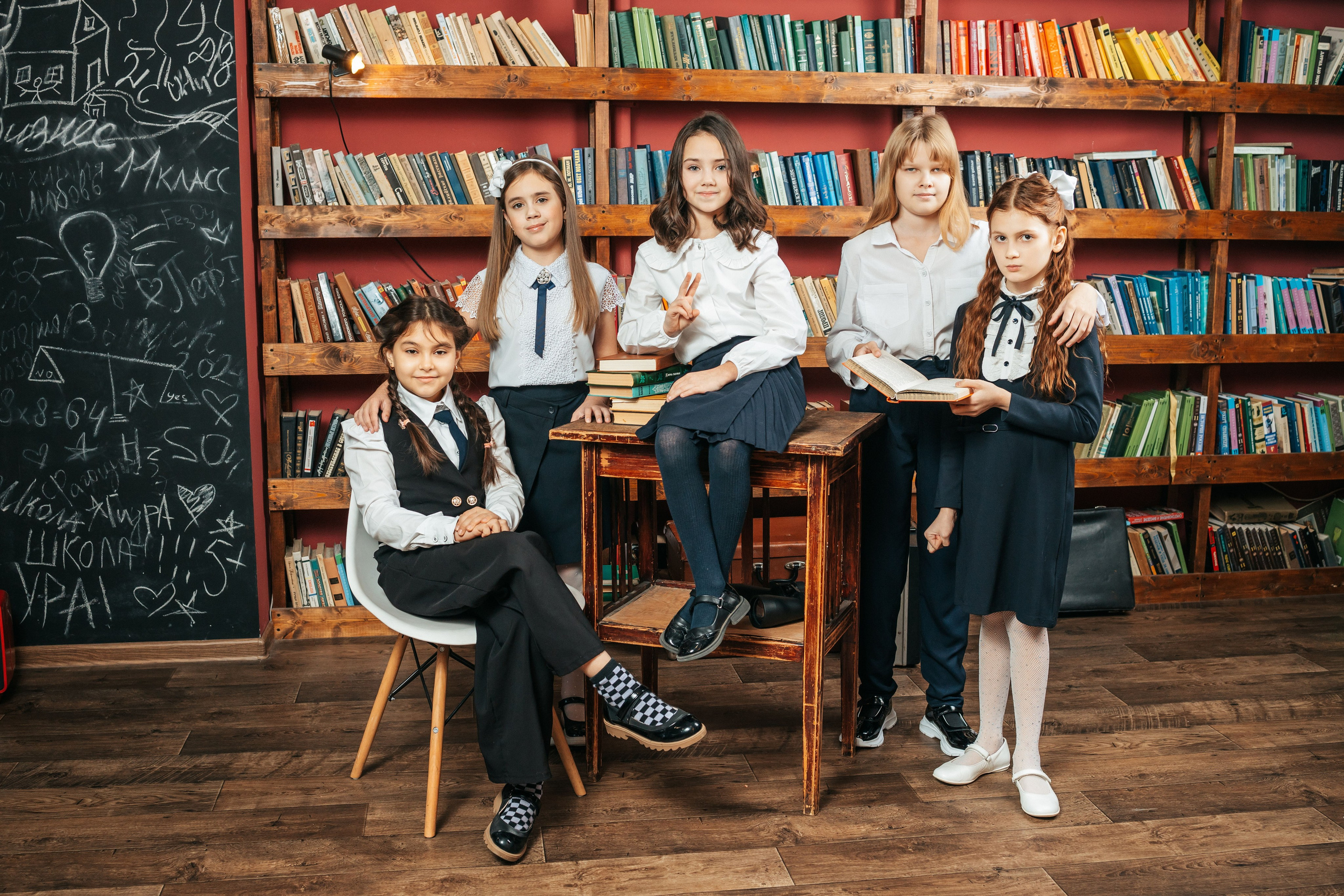 4 класс. Студия школьной фотографии в Твери. Выпускные альбомы в Твери