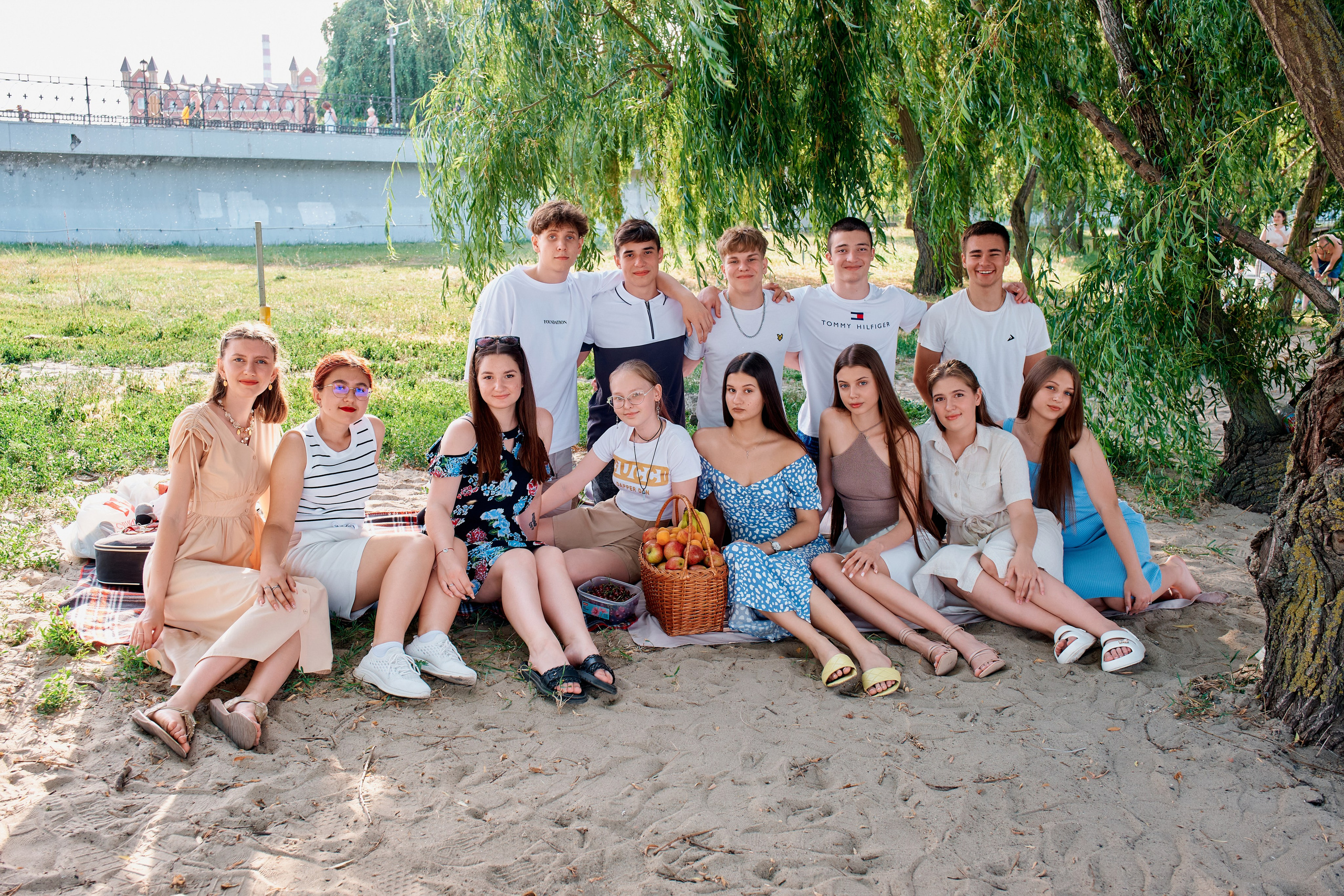 Съемка выпускников «Пикник у моря». Фотограф Таганрог Анна Трайжон