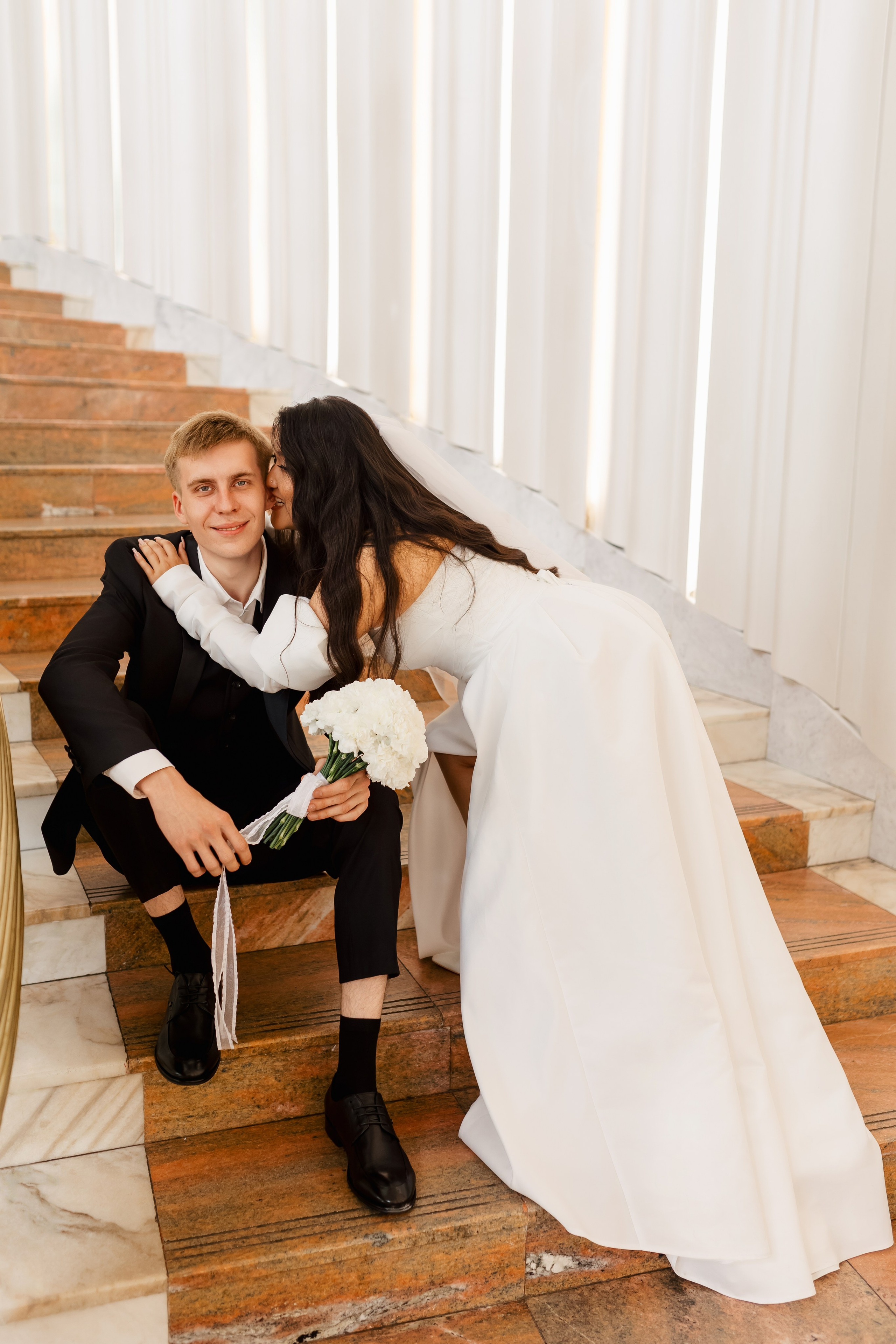 Андрей и Анна. Интурист. Комсомольская площадь. Свадебный фотограф в Хабаровске