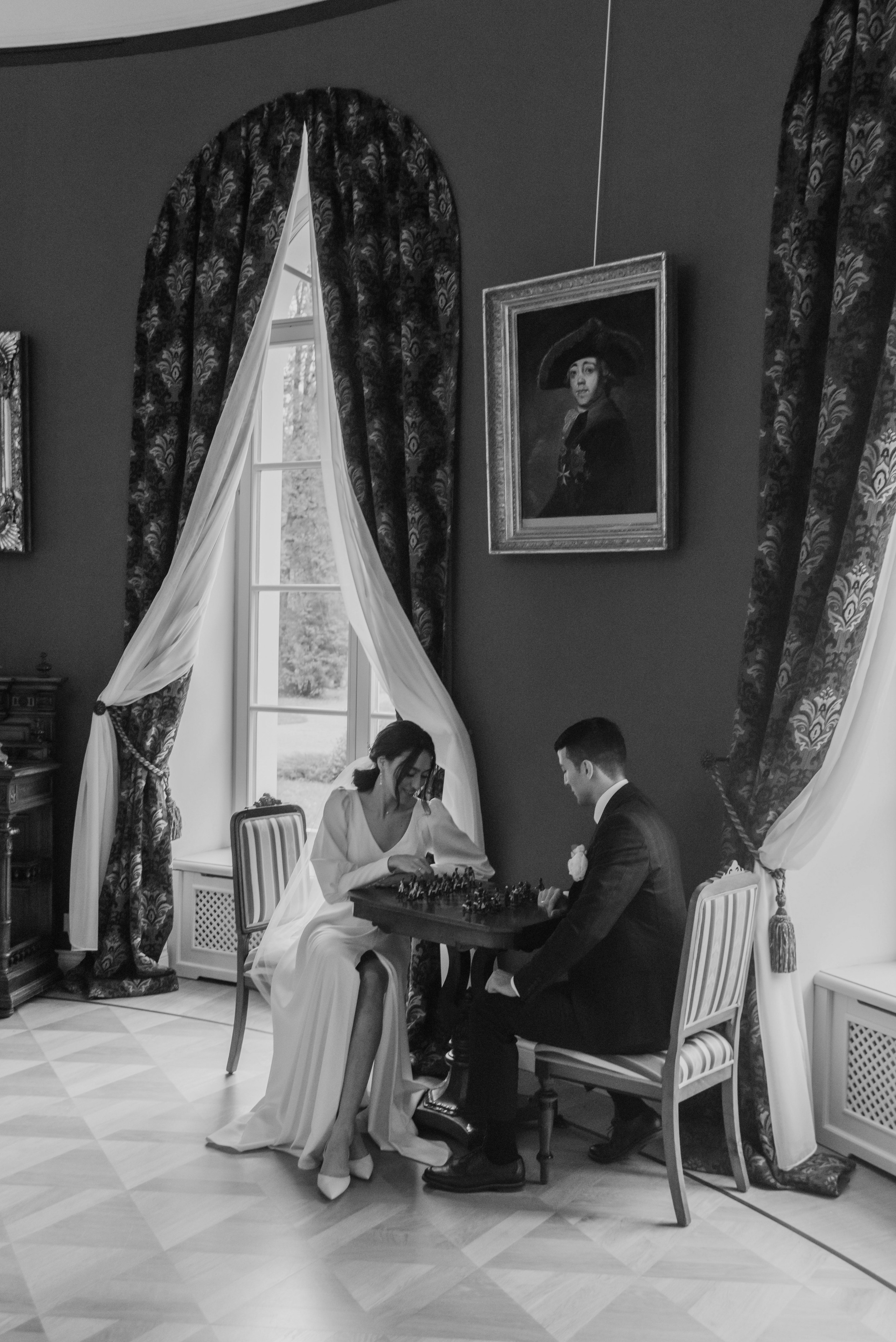 Свадебная фотосессия в Твери в красивой локации в замке в Московской области. Свадебный фотограф в Твери, Москве и Санкт-Петербурге Денисова Екатерина