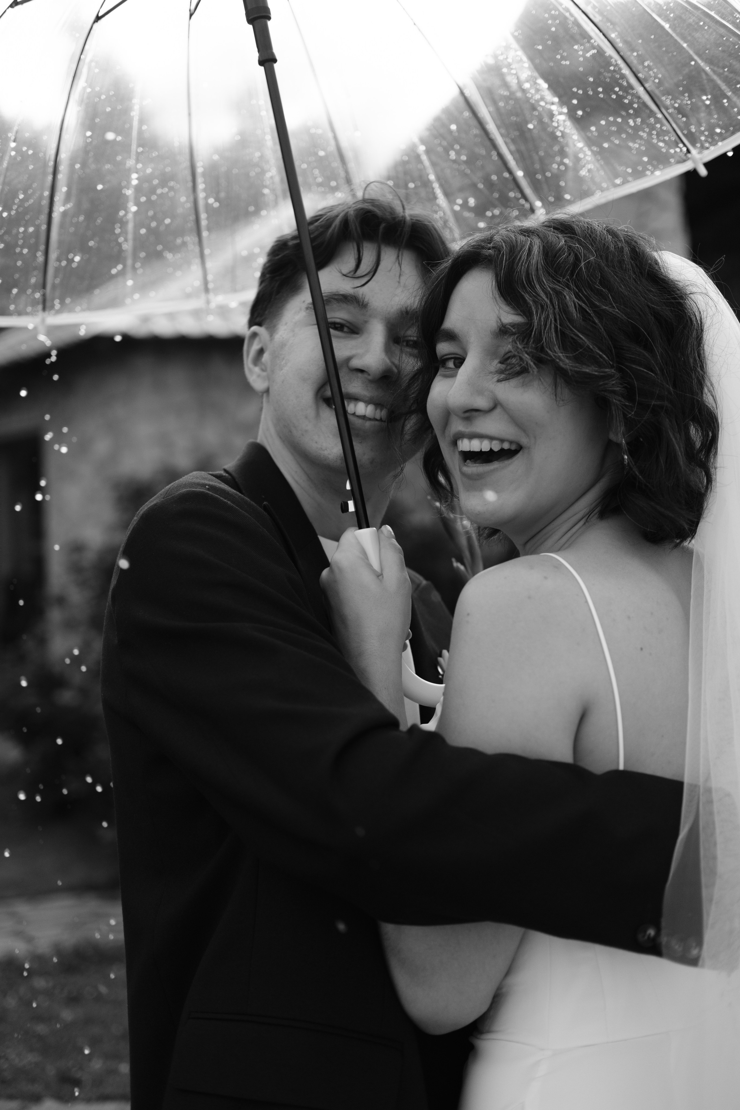 Молодые счастливые. Обо мне