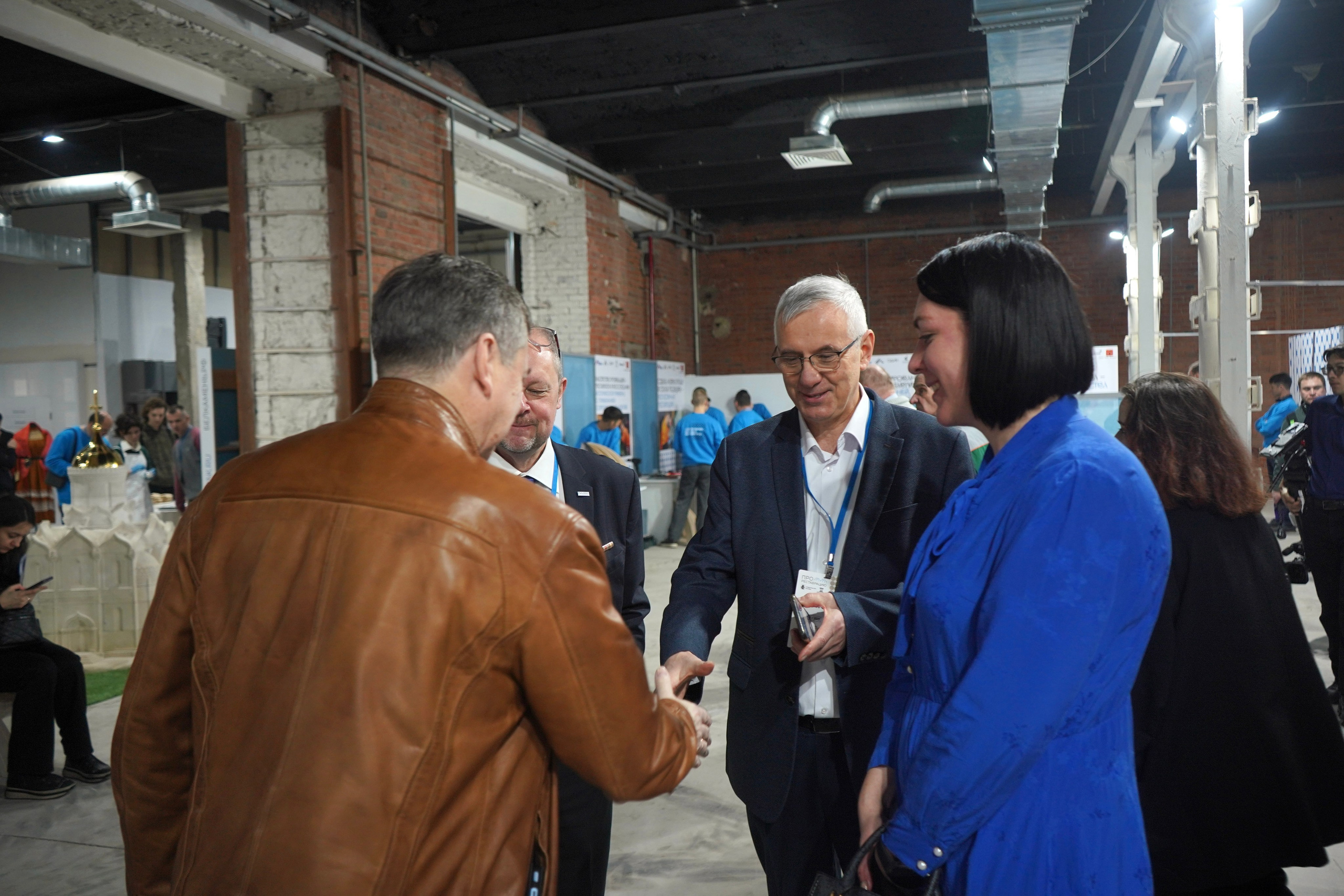 ПРОреставрацию «26КАДР» 2024. Максим Яковлев — фотограф/видеограф в Москве